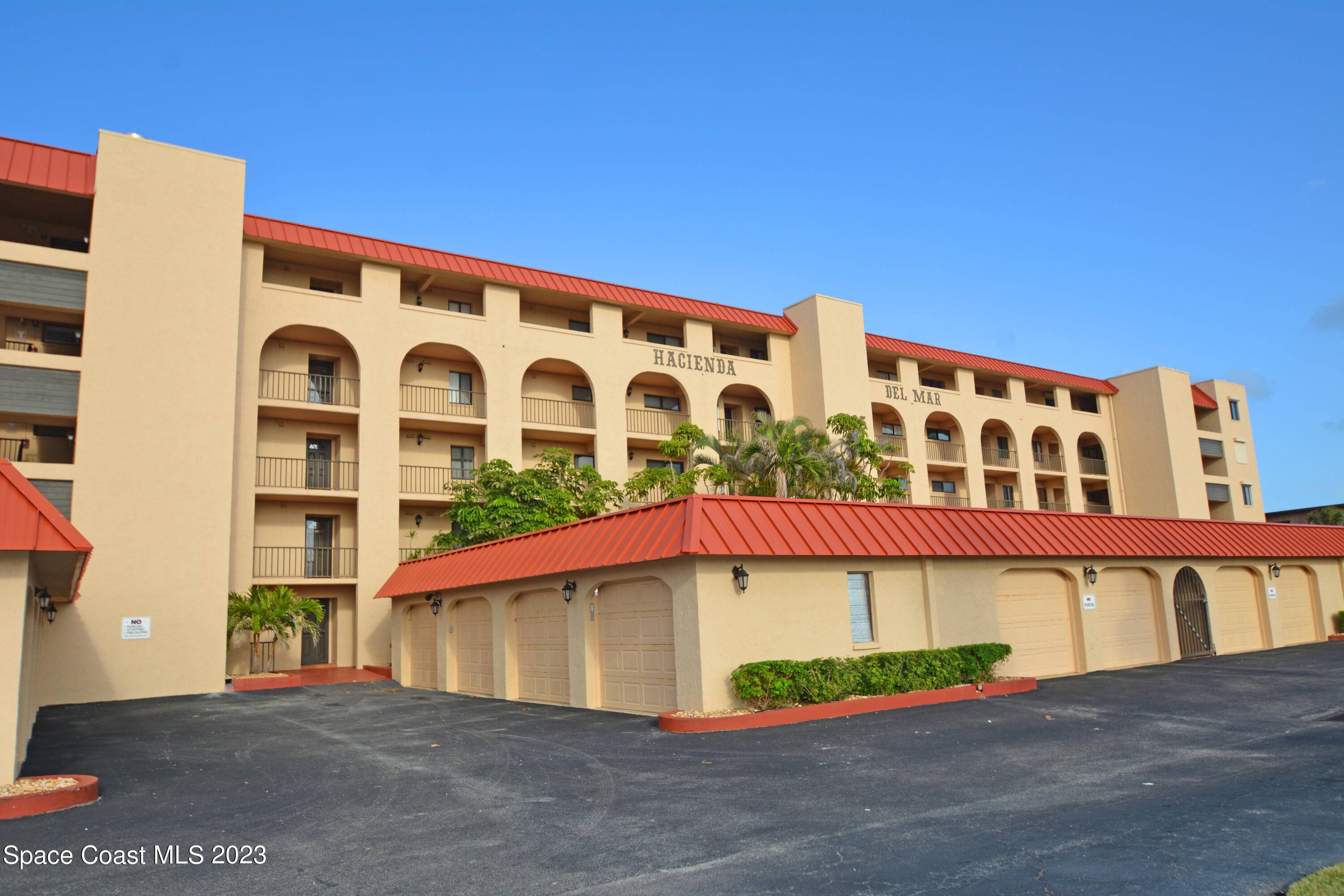 Cocoa Beach, FL 32931,1305 S Atlantic AVE #430