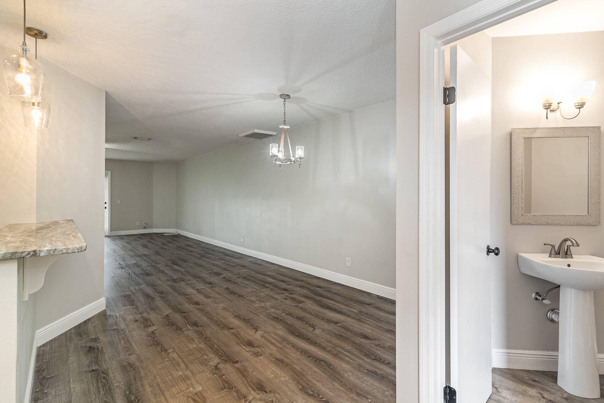 Indialantic, FL 32903,2088 Seawind CT