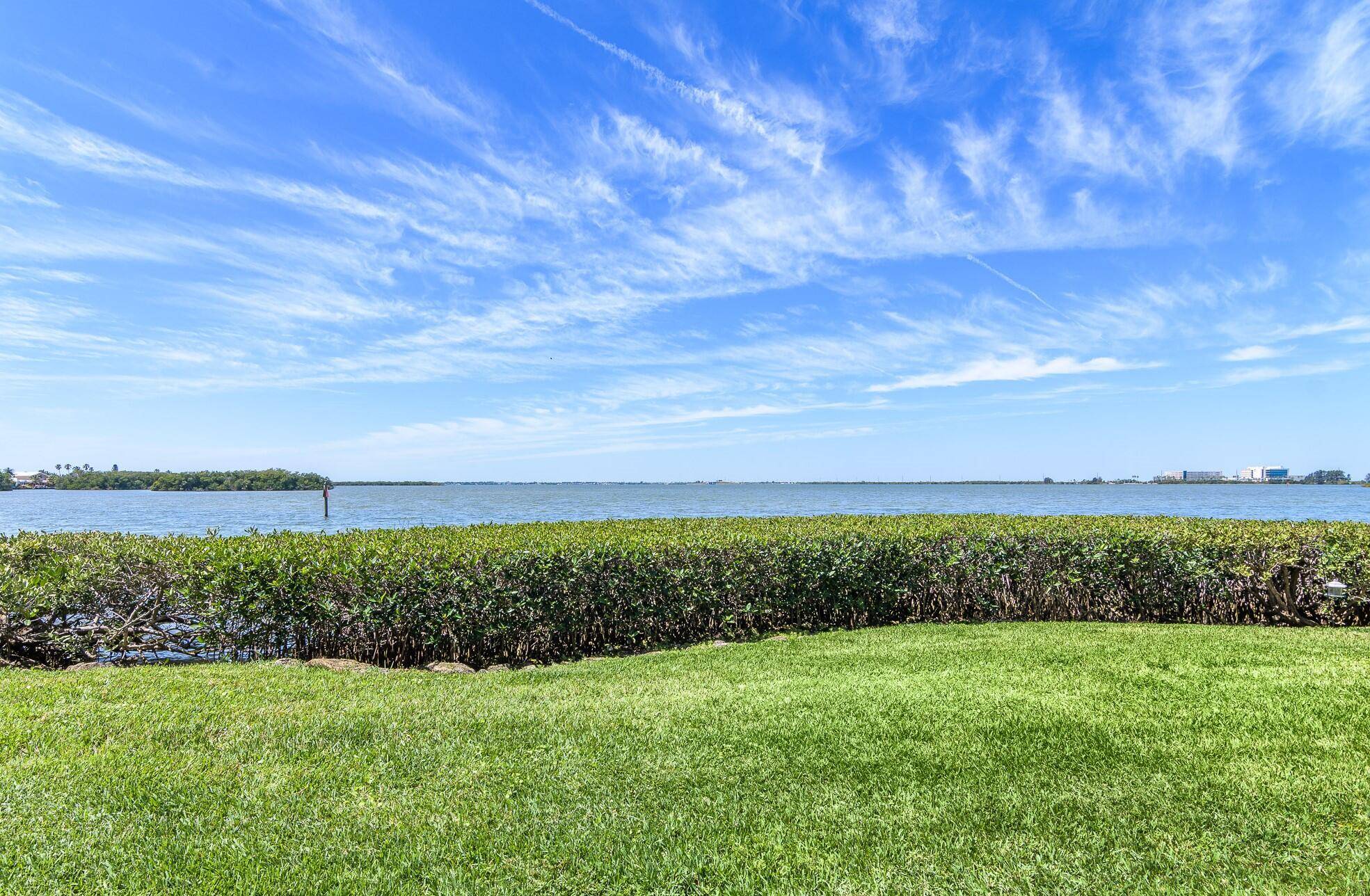 Cocoa Beach, FL 32931,190 Seminole LN #103