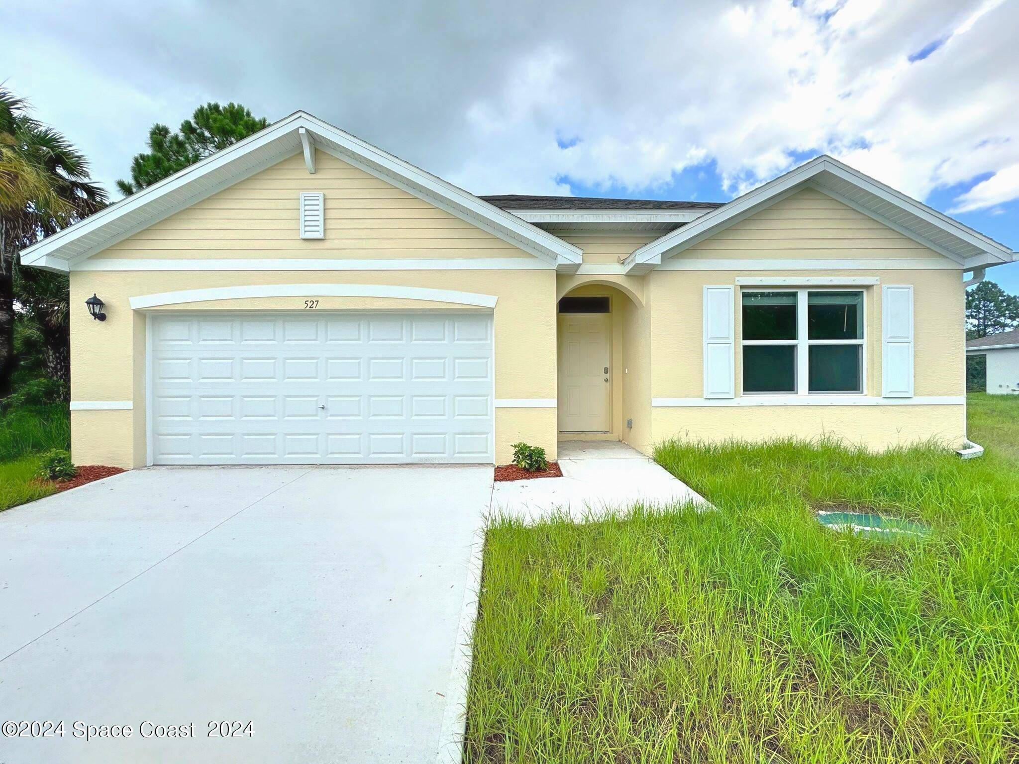 Palm Bay, FL 32908,527 Scarsdale ST SW