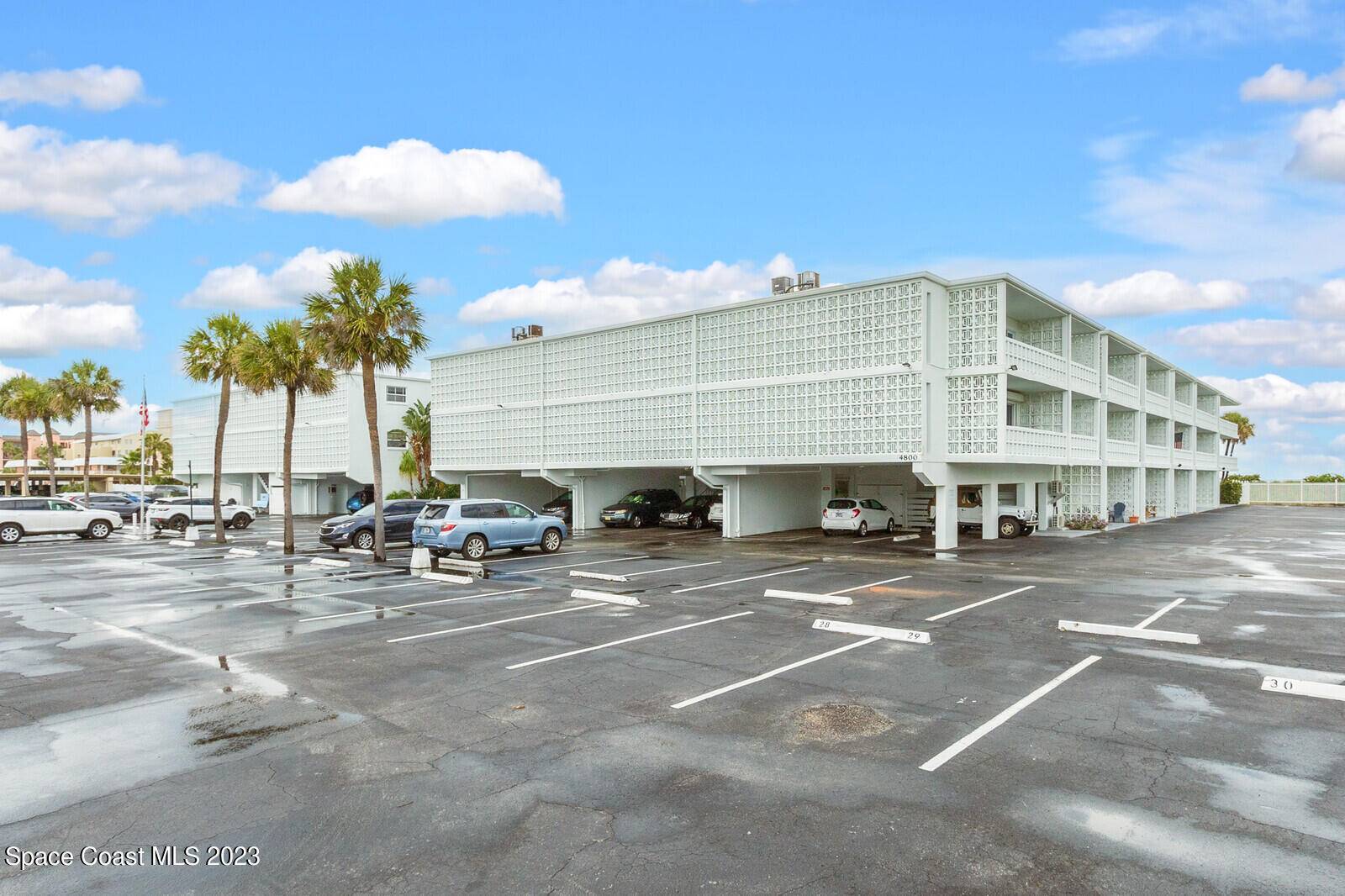 Cocoa Beach, FL 32931,4800 Ocean Beach BLVD #123