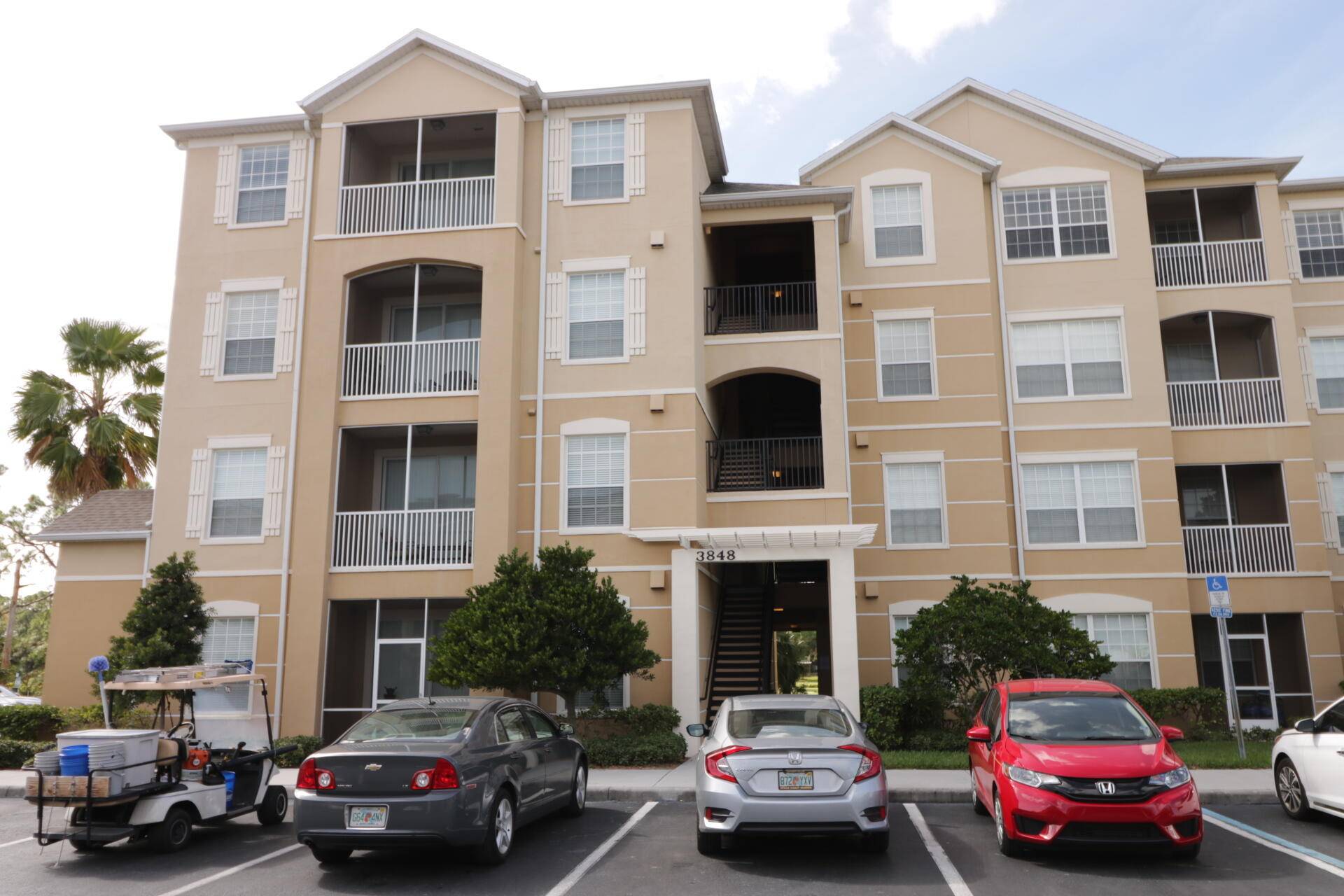 Rockledge, FL 32955,3848 Lexmark LN #208