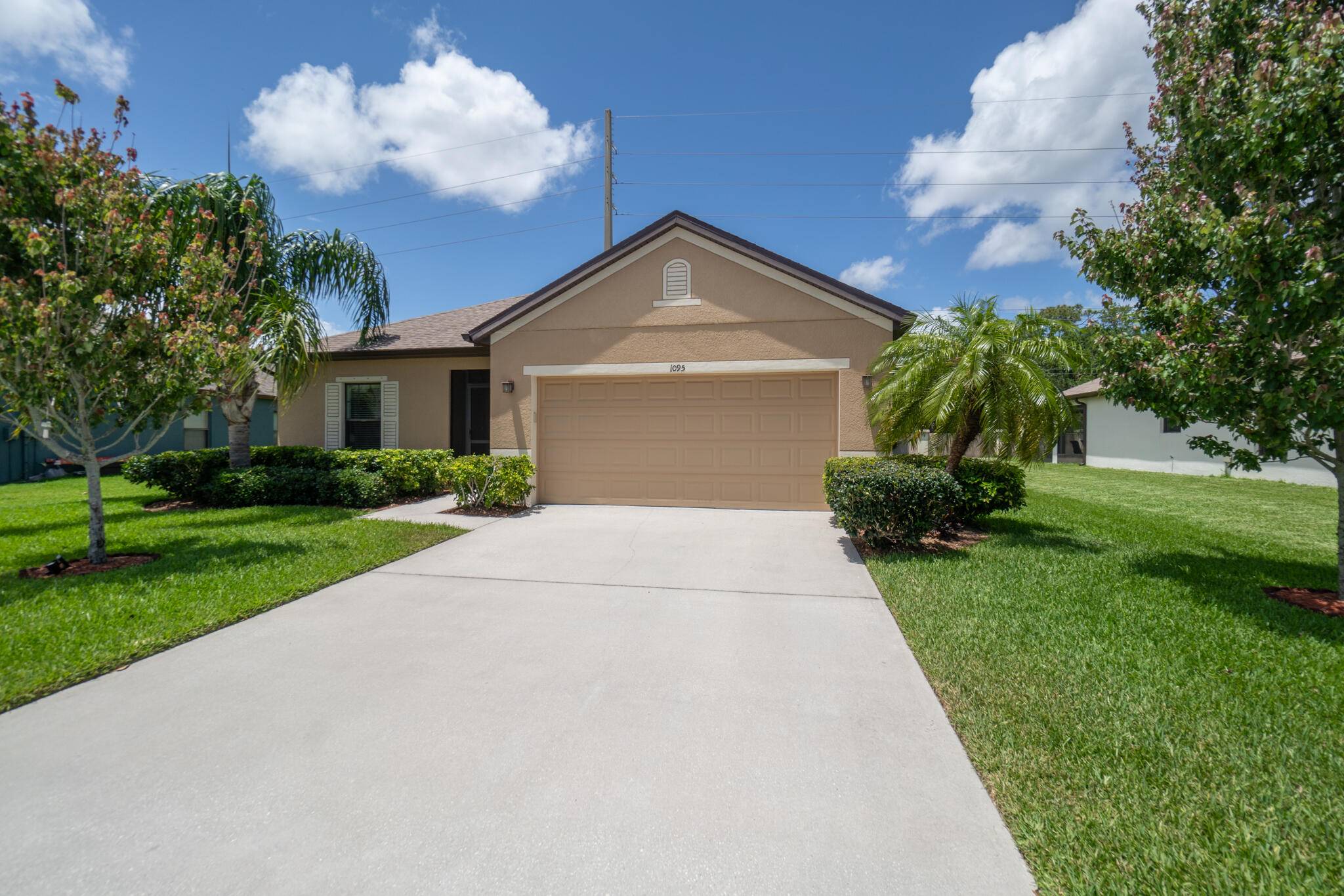 Rockledge, FL 32955,1095 Sangria CIR