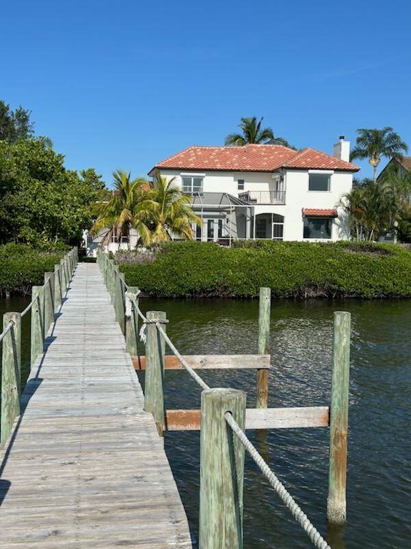 Satellite Beach, FL 32937,866 Loggerhead Island DR