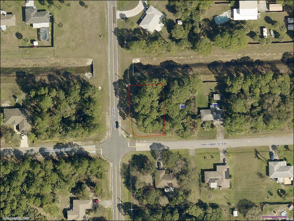 Palm Bay, FL 32908,647 Harrington ST SW