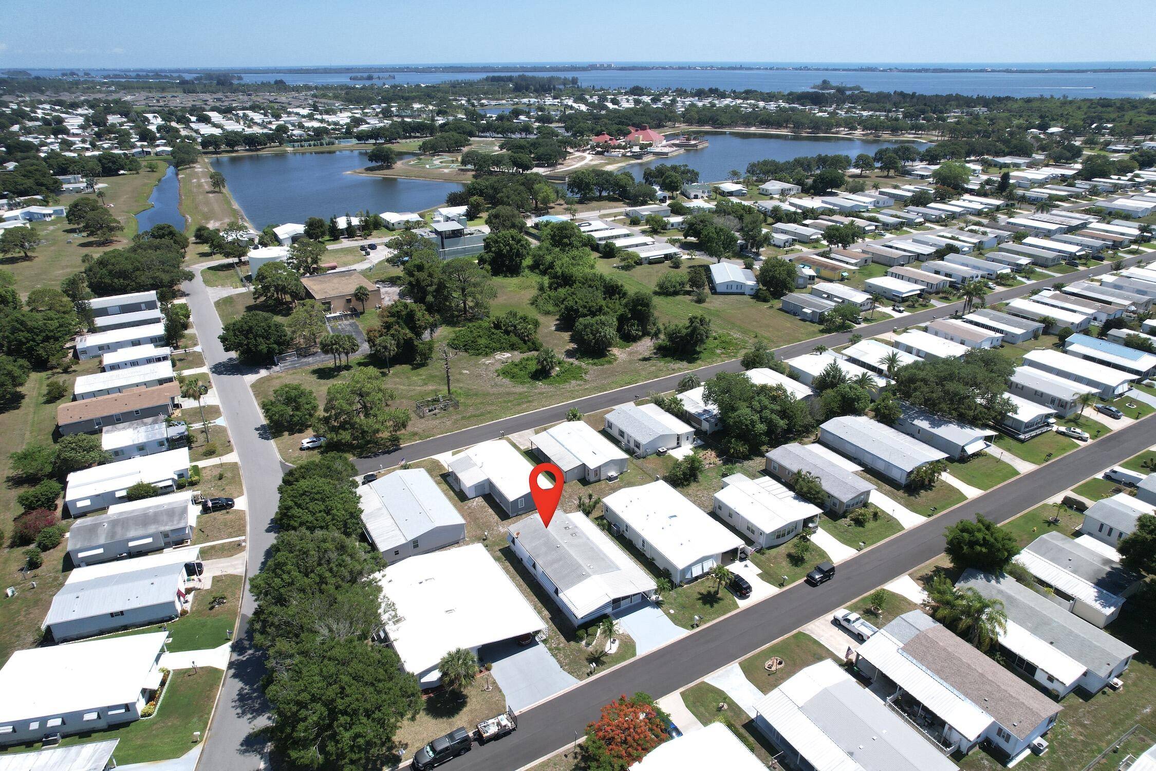 Barefoot Bay, FL 32976,638 Puffin DR