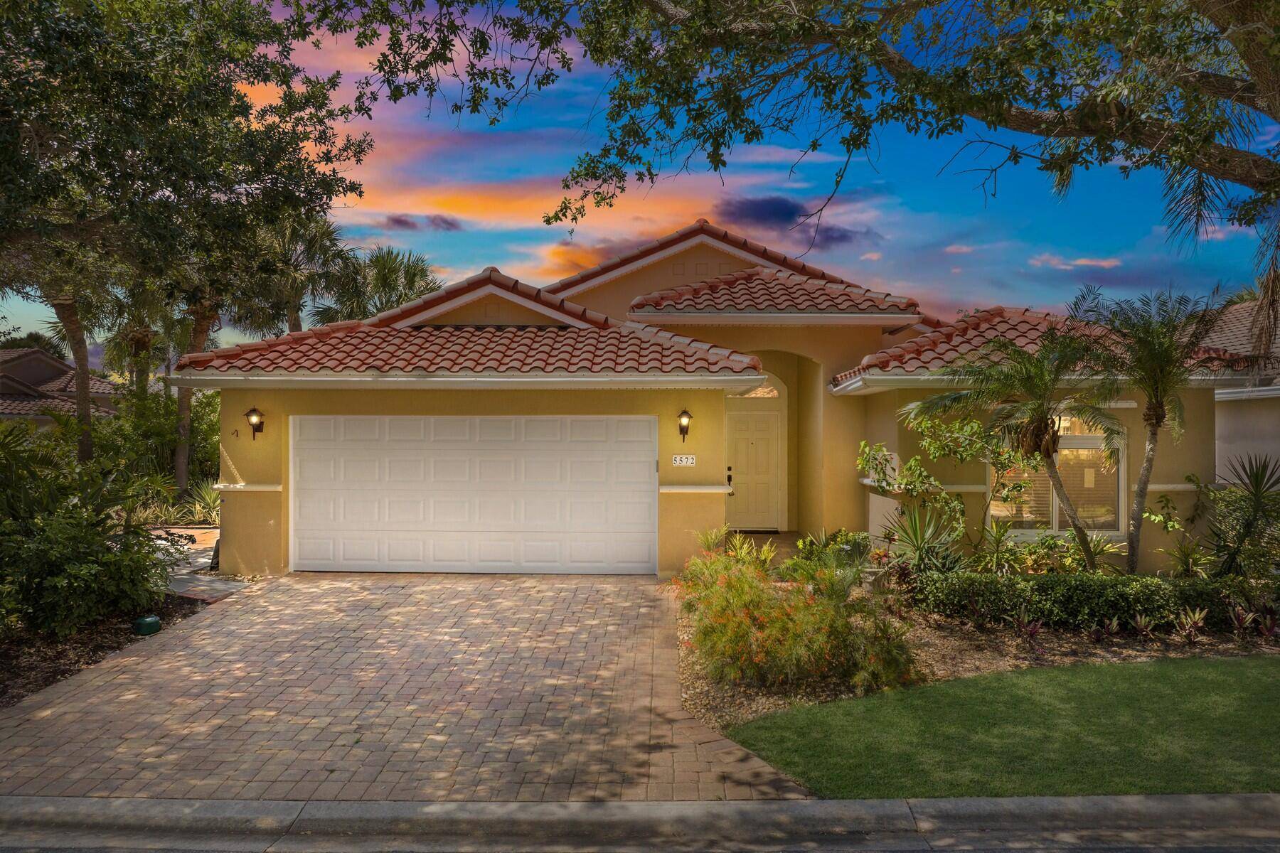 Melbourne Beach, FL 32951,5572 Cord Grass LN