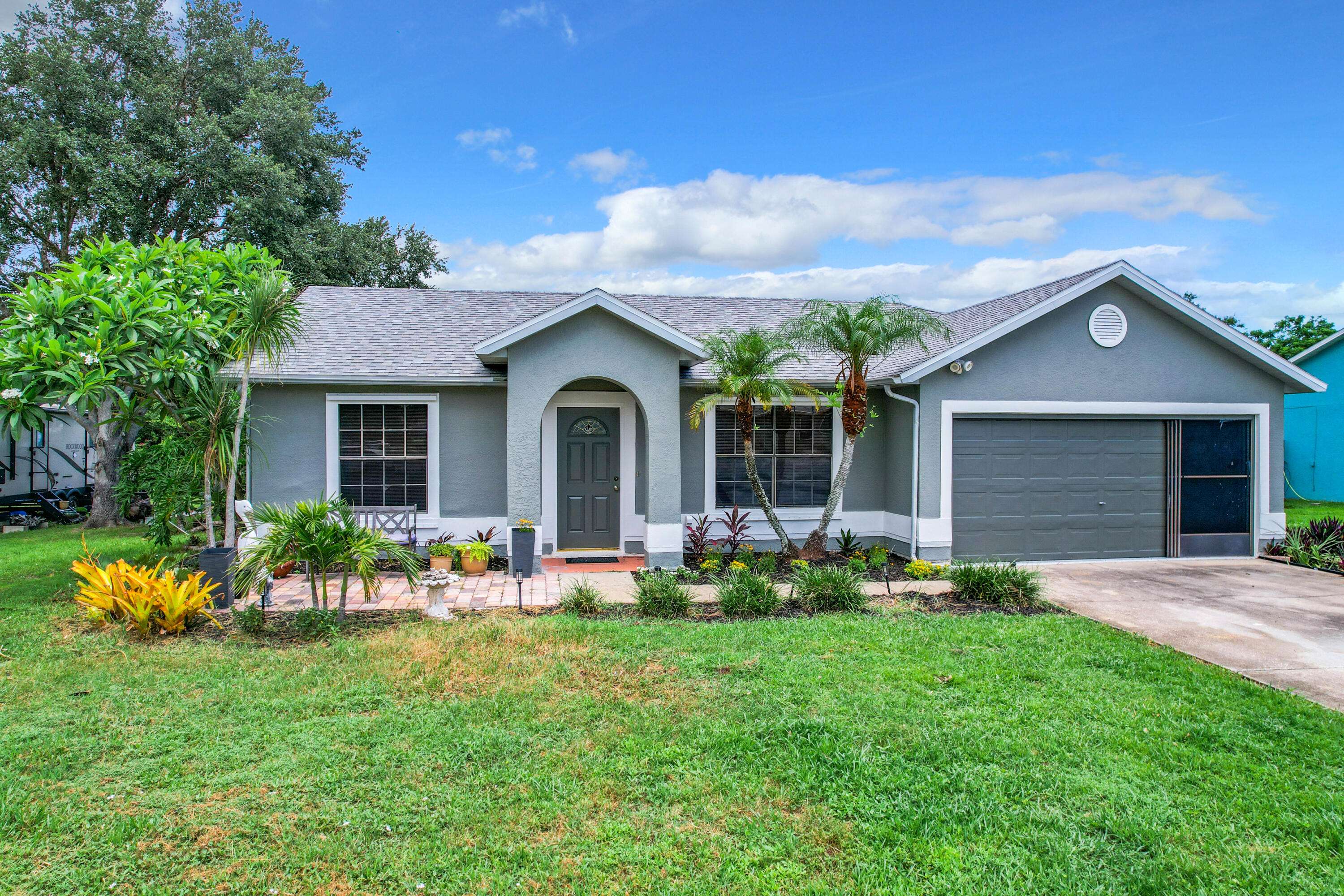 Palm Bay, FL 32907,909 Lyons CIR NW