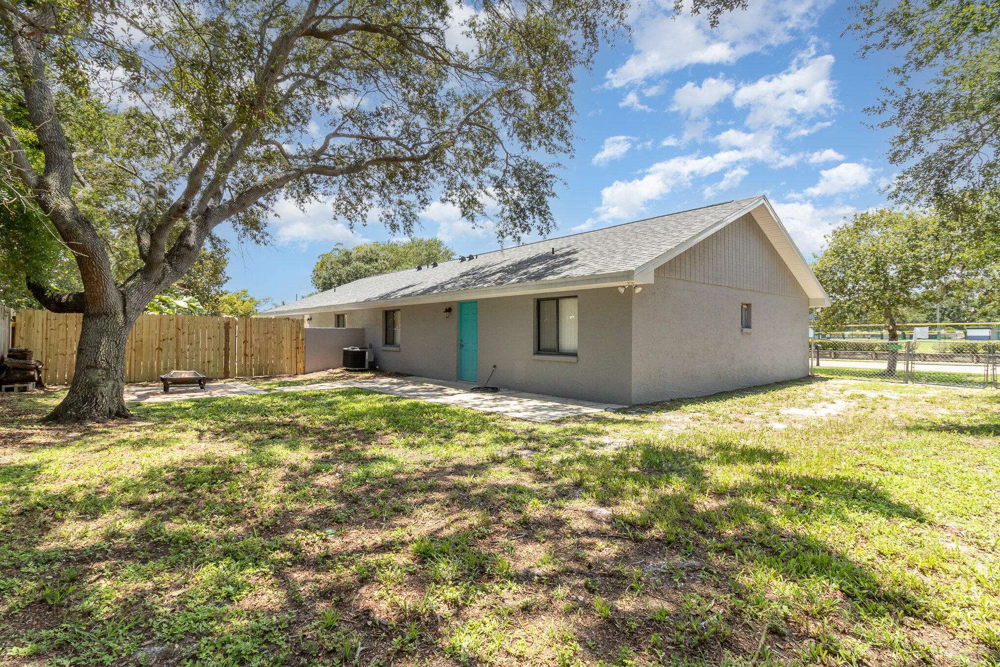 Melbourne, FL 32935,1481 Mosswood DR