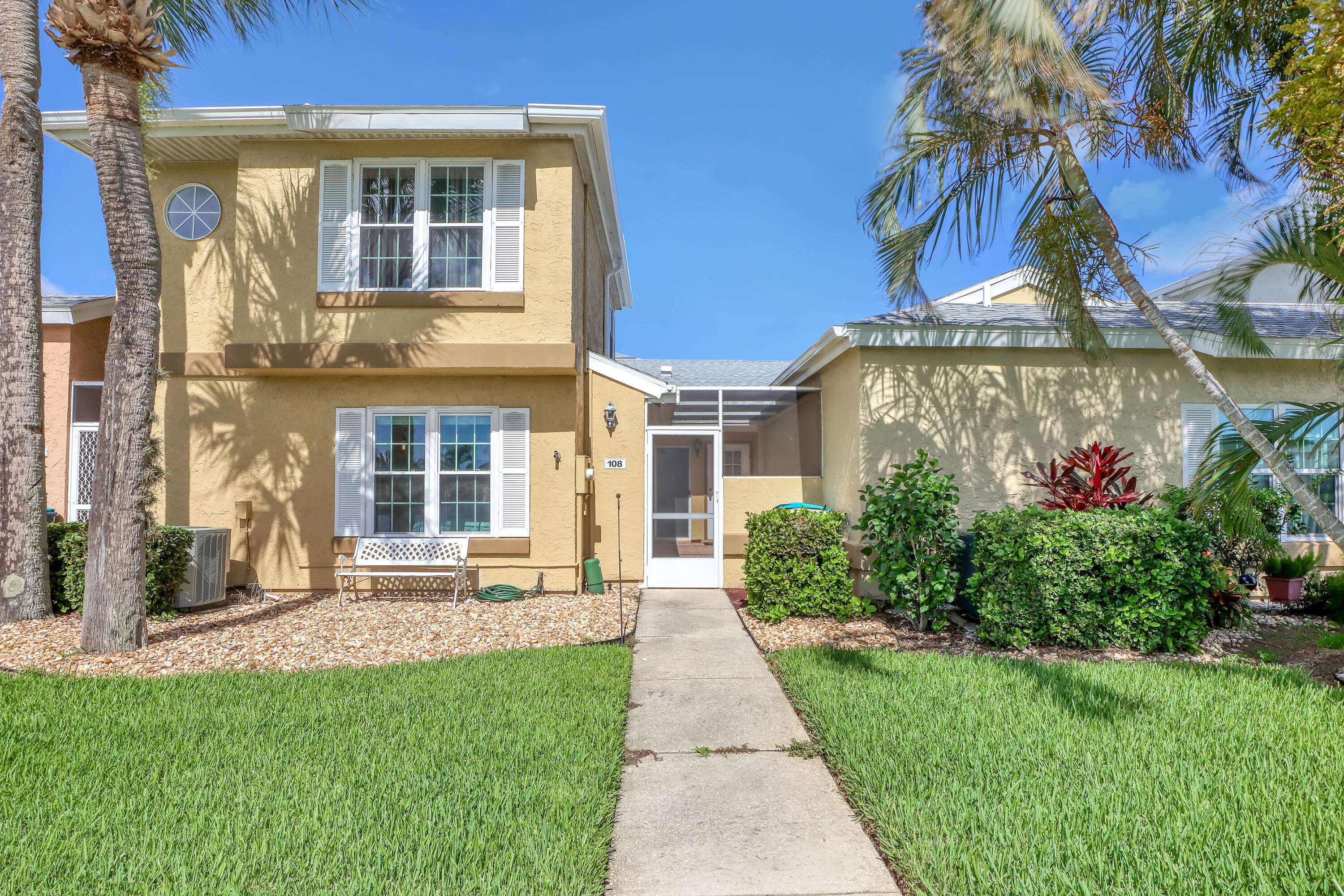 Palm Bay, FL 32905,1425 Malibu CIR NE #108