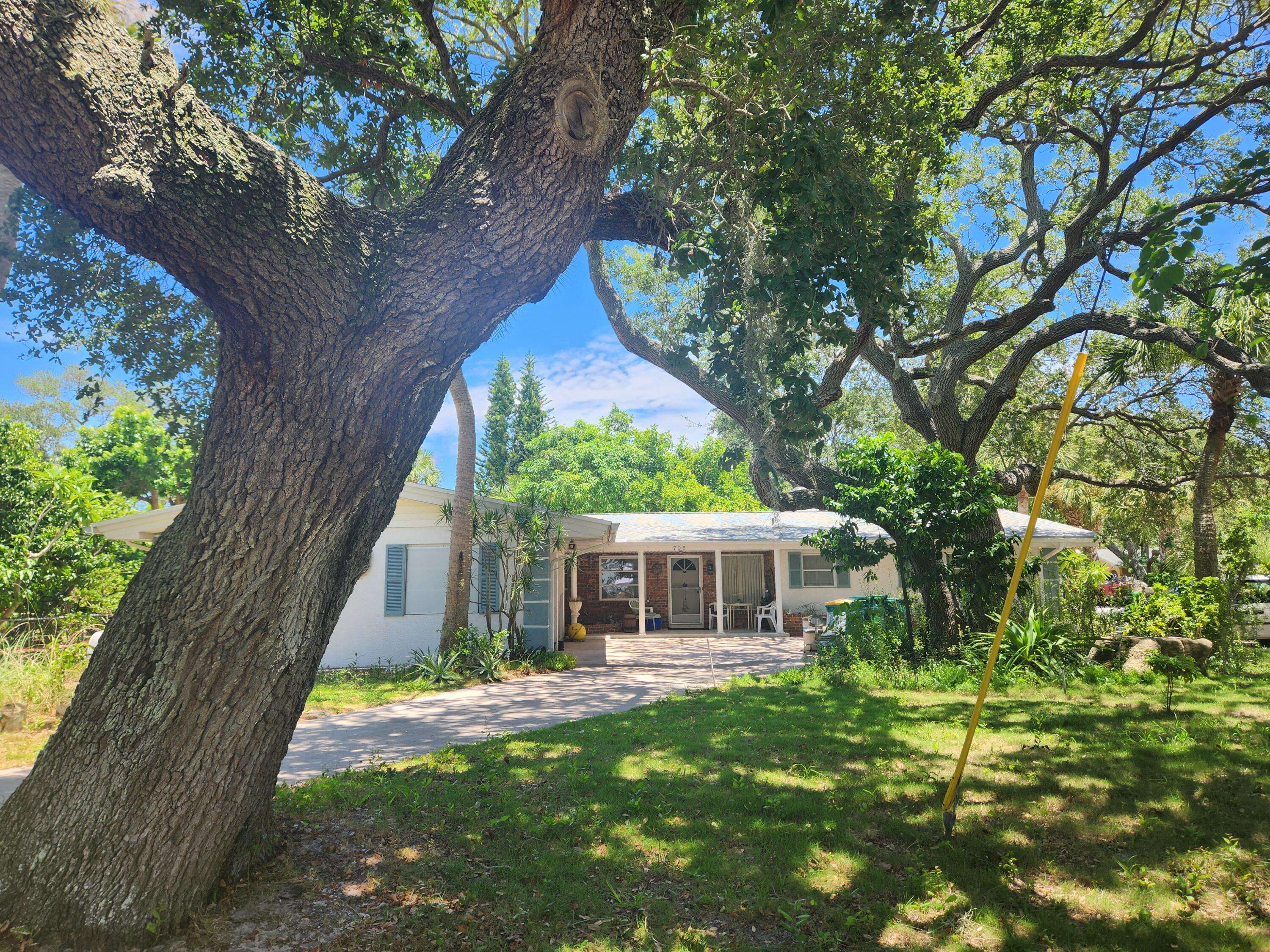 Indialantic, FL 32903,705 N Riverside DR