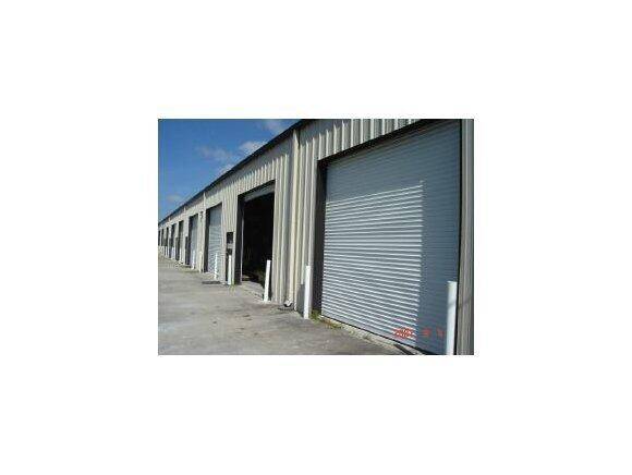 Melbourne, FL 32934,631 Washburn RD #4