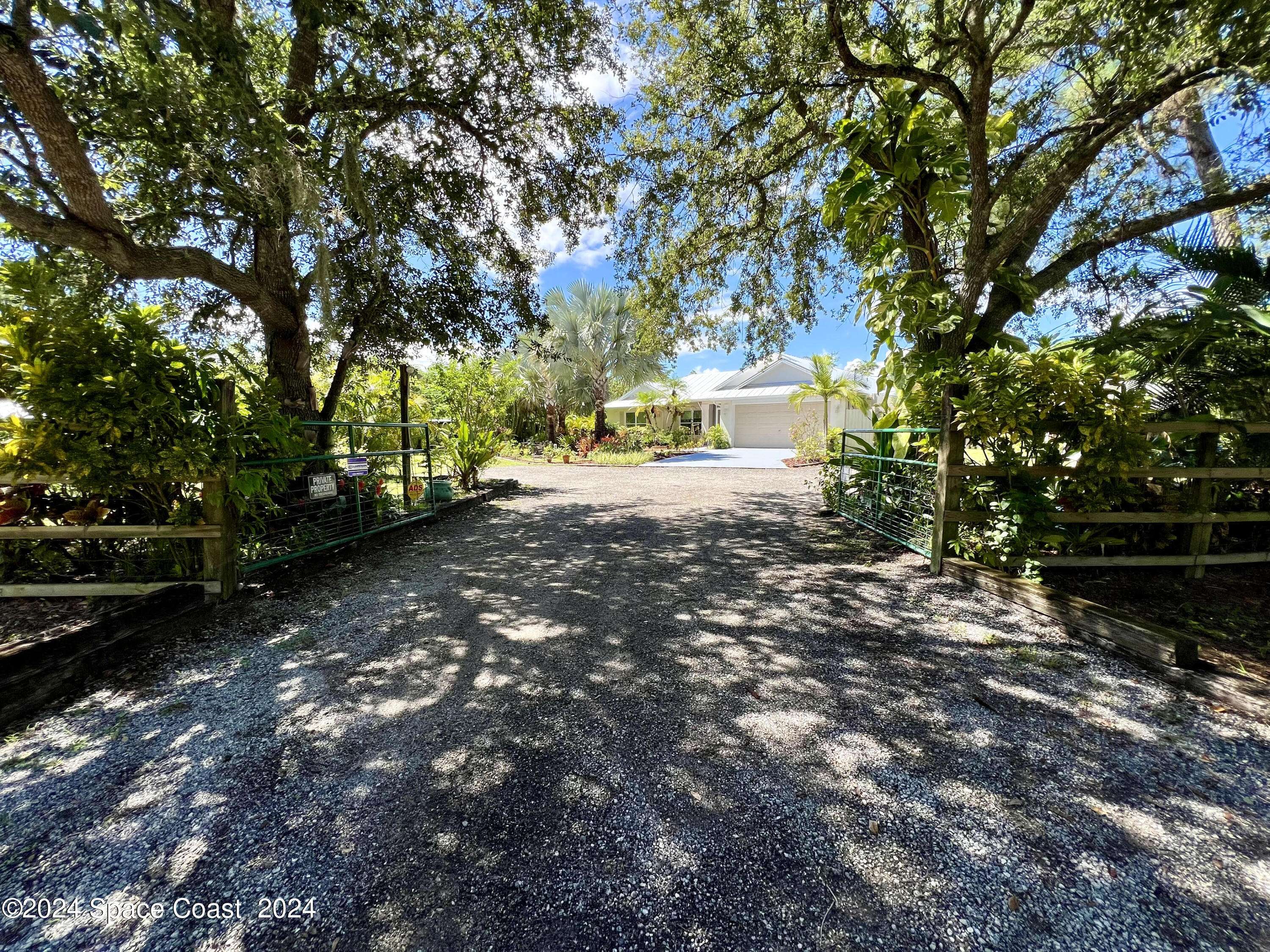 Grant Valkaria, FL 32950,2075 Vally RD