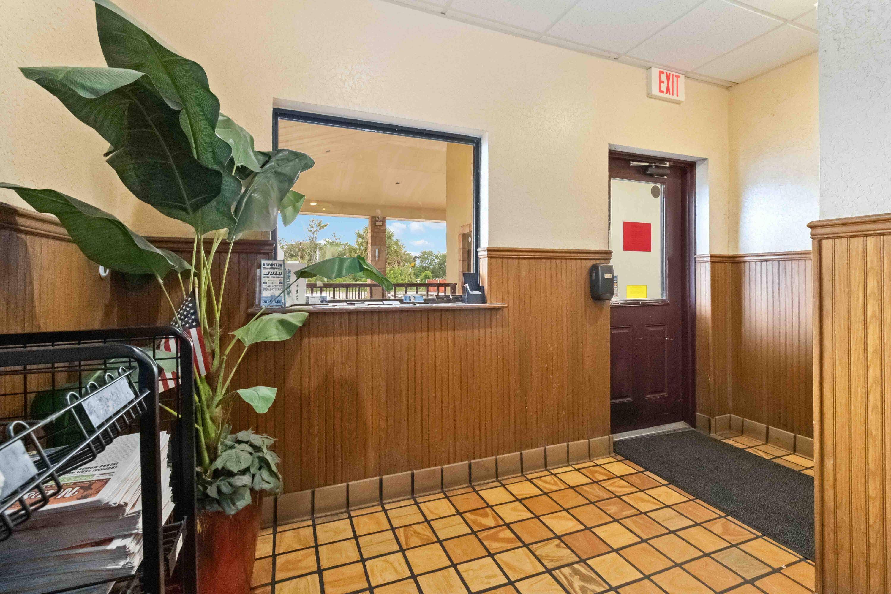 Cocoa, FL 32926,1552 W King ST