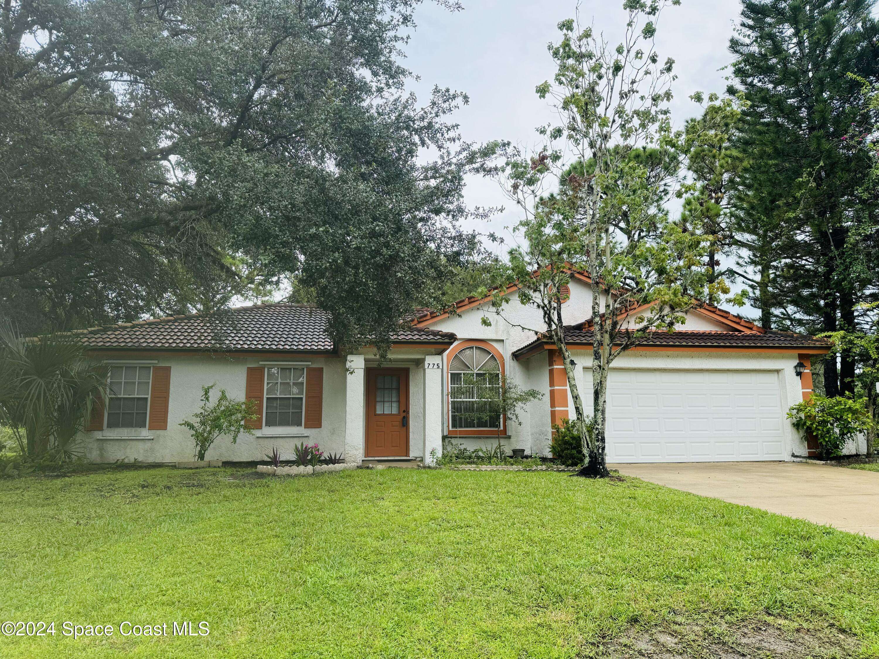 Palm Bay, FL 32908,775 S Winchell ST SW