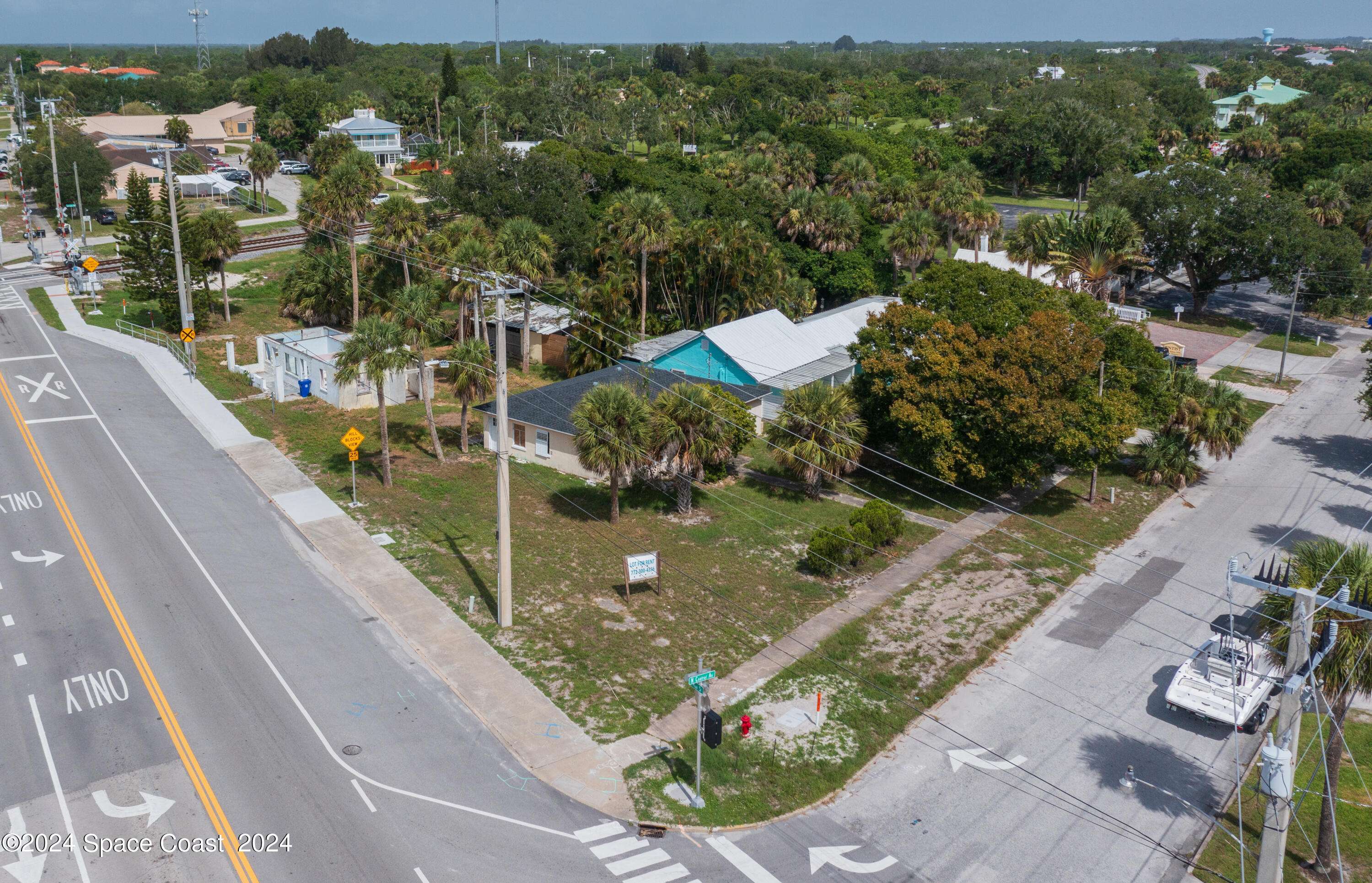 Sebastian, FL 32958,919 Main ST