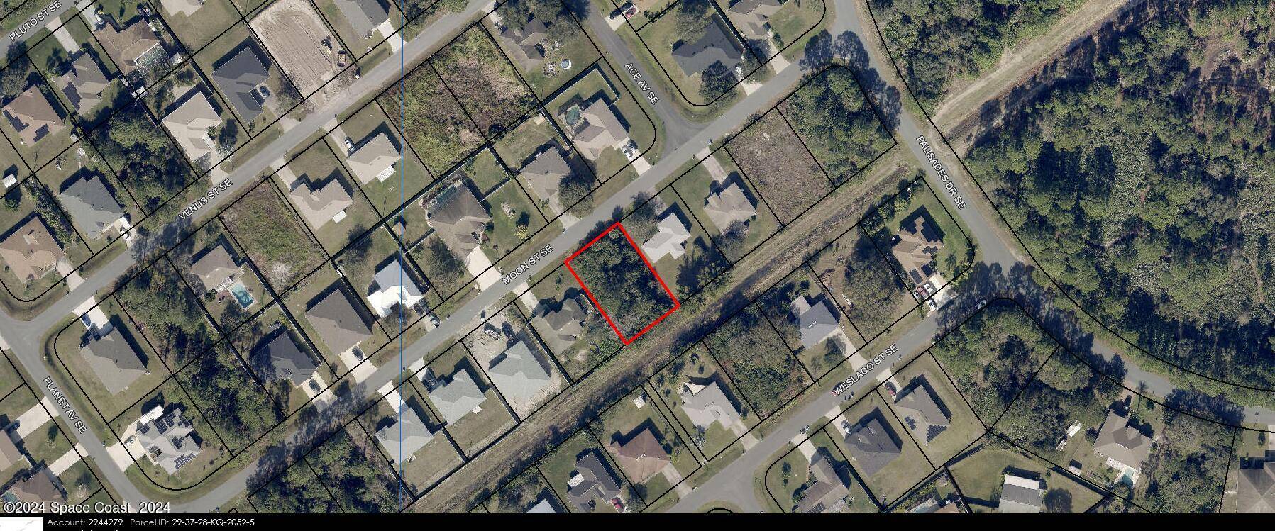 Palm Bay, FL 32909,1166 Moon ST SE