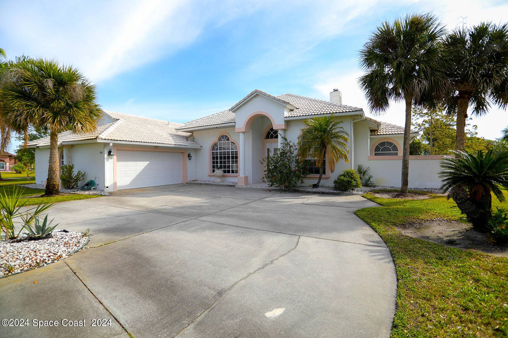 Rockledge, FL 32955,958 Gulf Stream CT