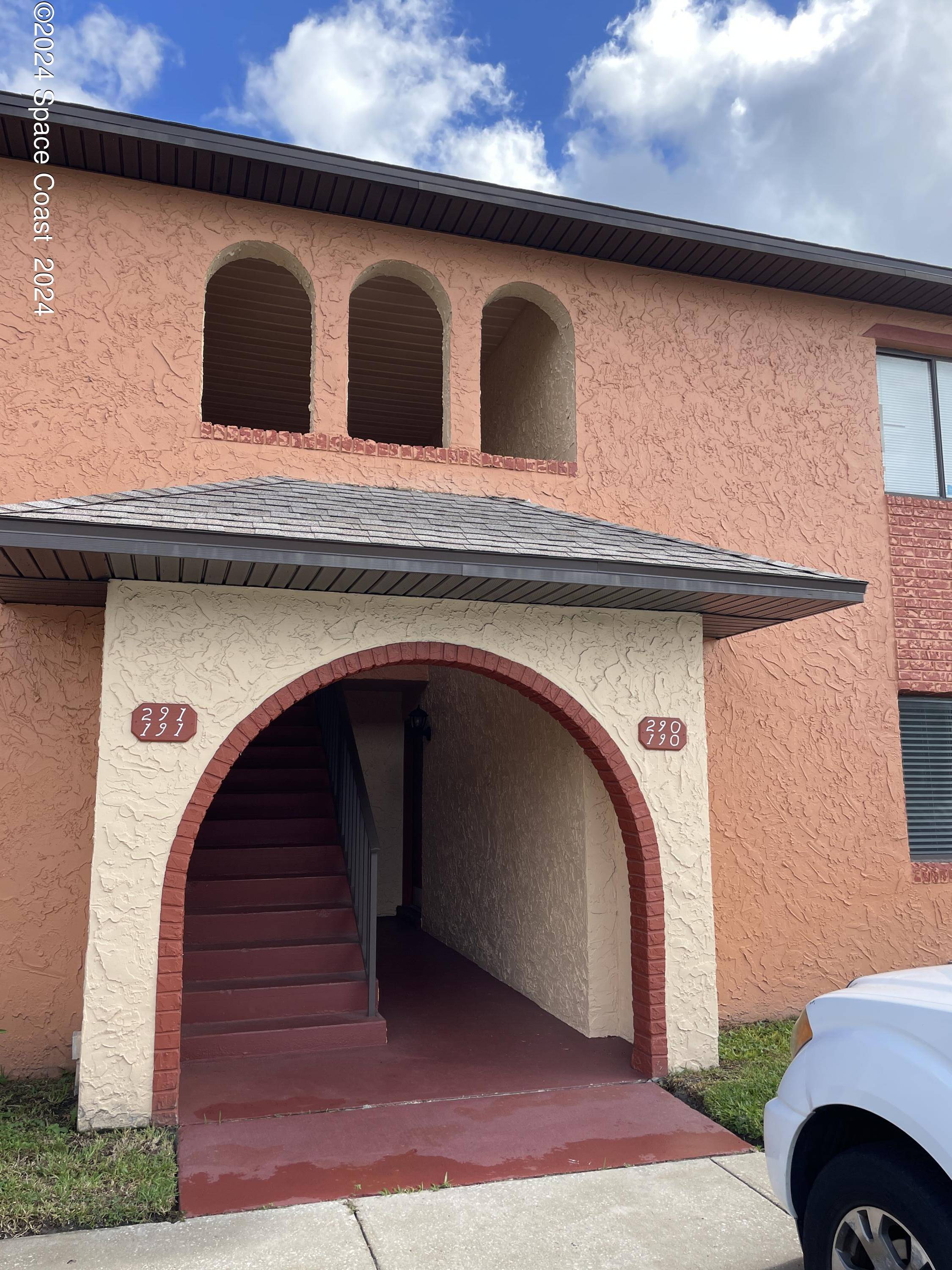 Melbourne, FL 32935,190 San Juan CIR