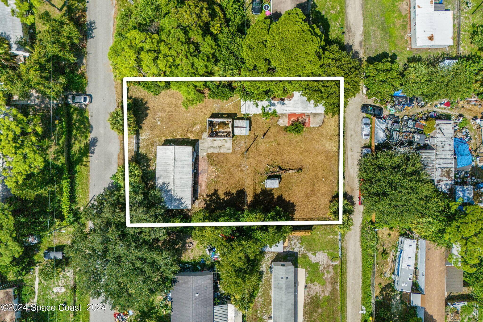 Cocoa, FL 32927,326 Iris ST