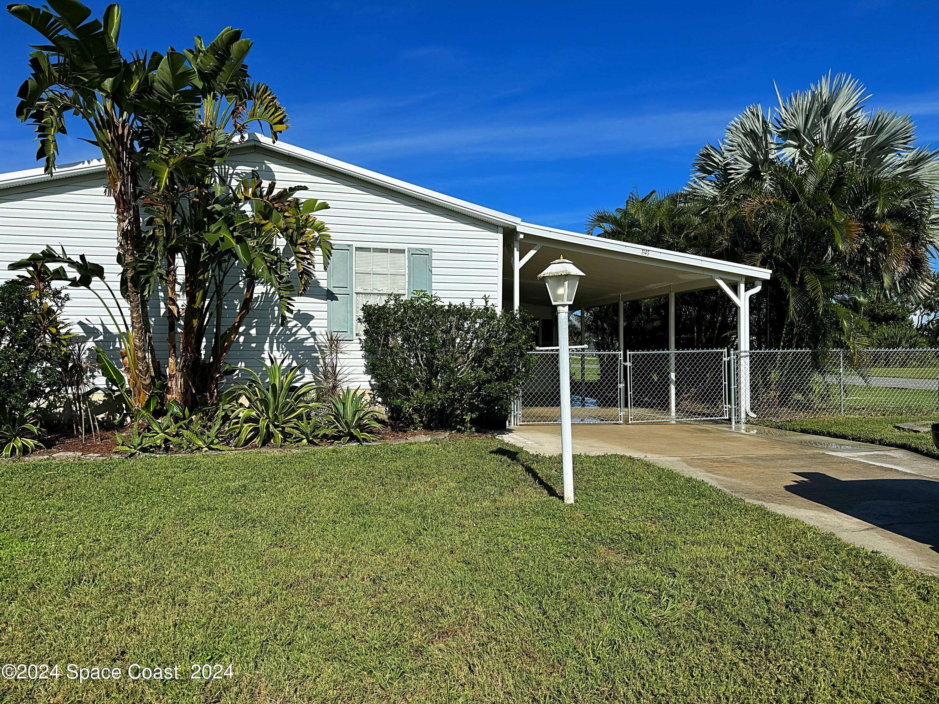 Barefoot Bay, FL 32976,1145 Wren CIR