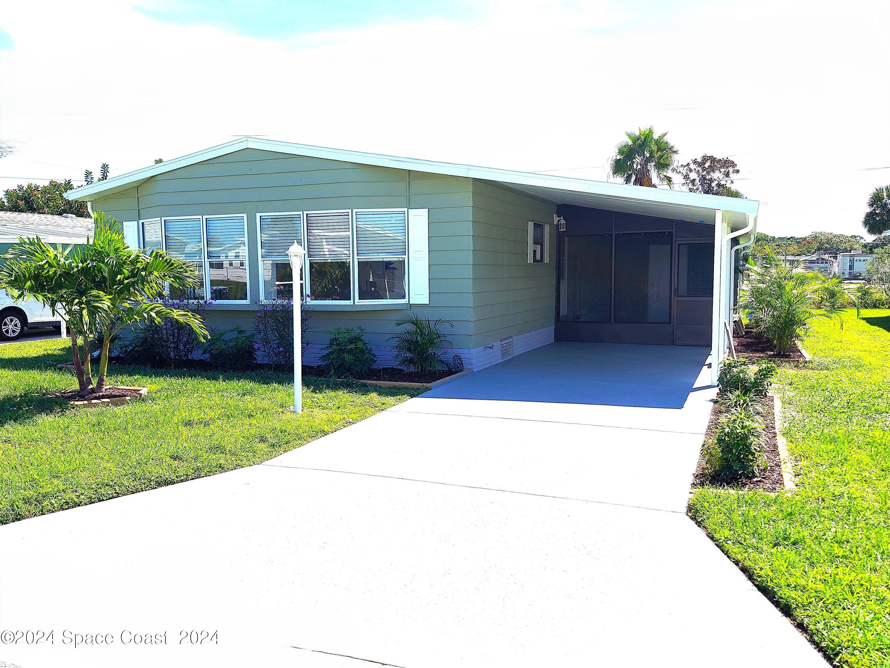 Barefoot Bay, FL 32976,825 Vireo DR