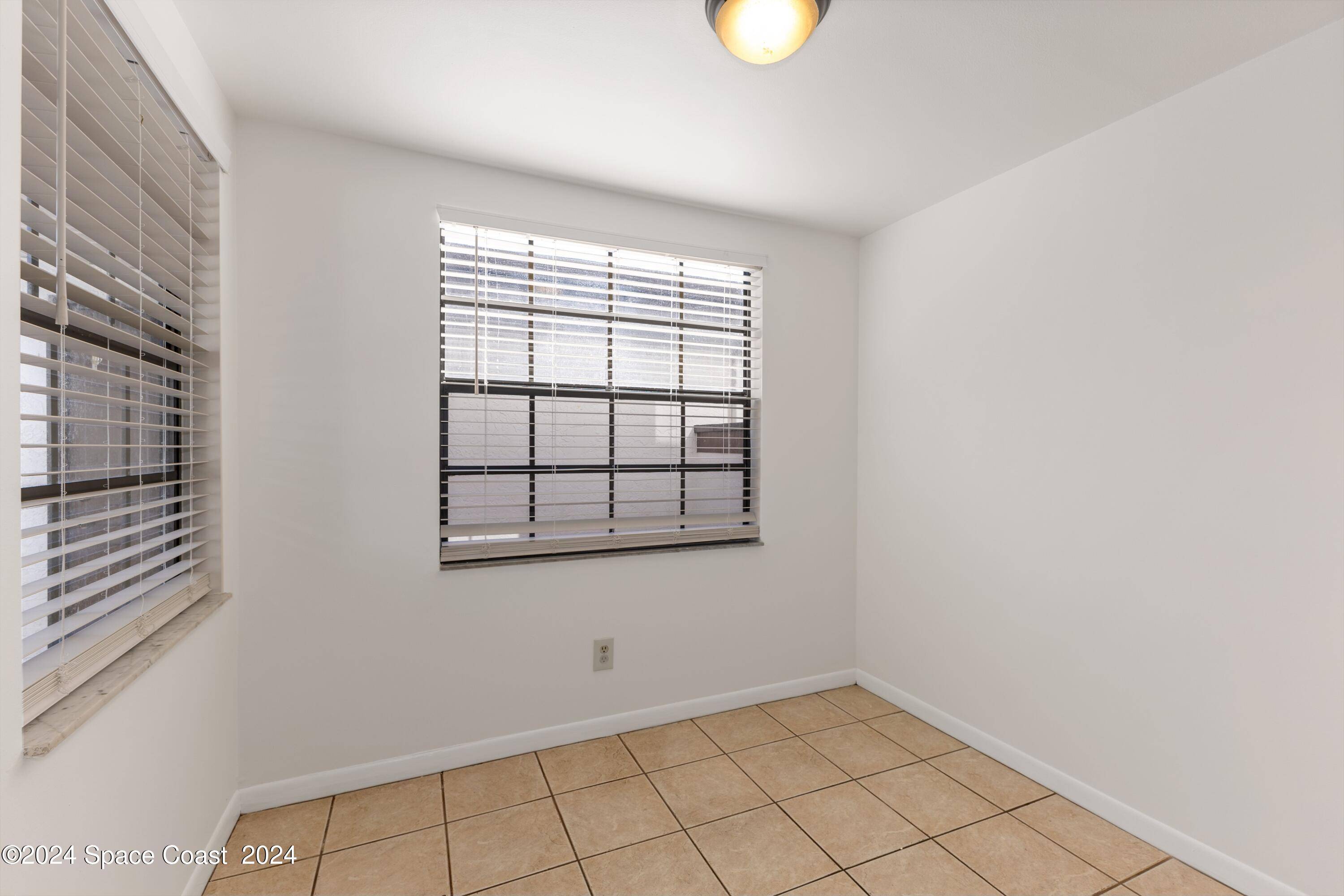 Indialantic, FL 32903,255 Paradise BLVD #40