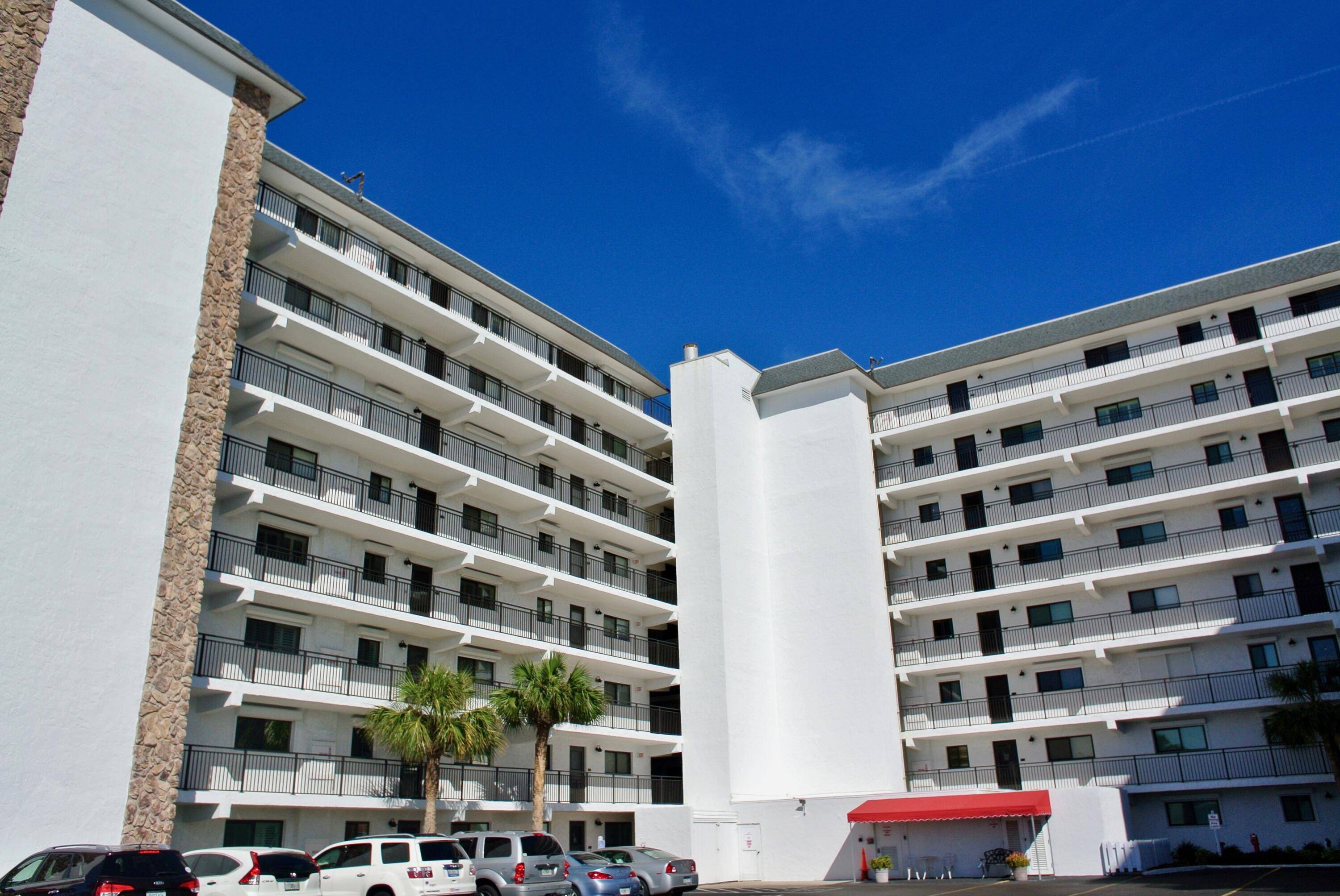 Cocoa Beach, FL 32931,650 N Atlantic AVE #3