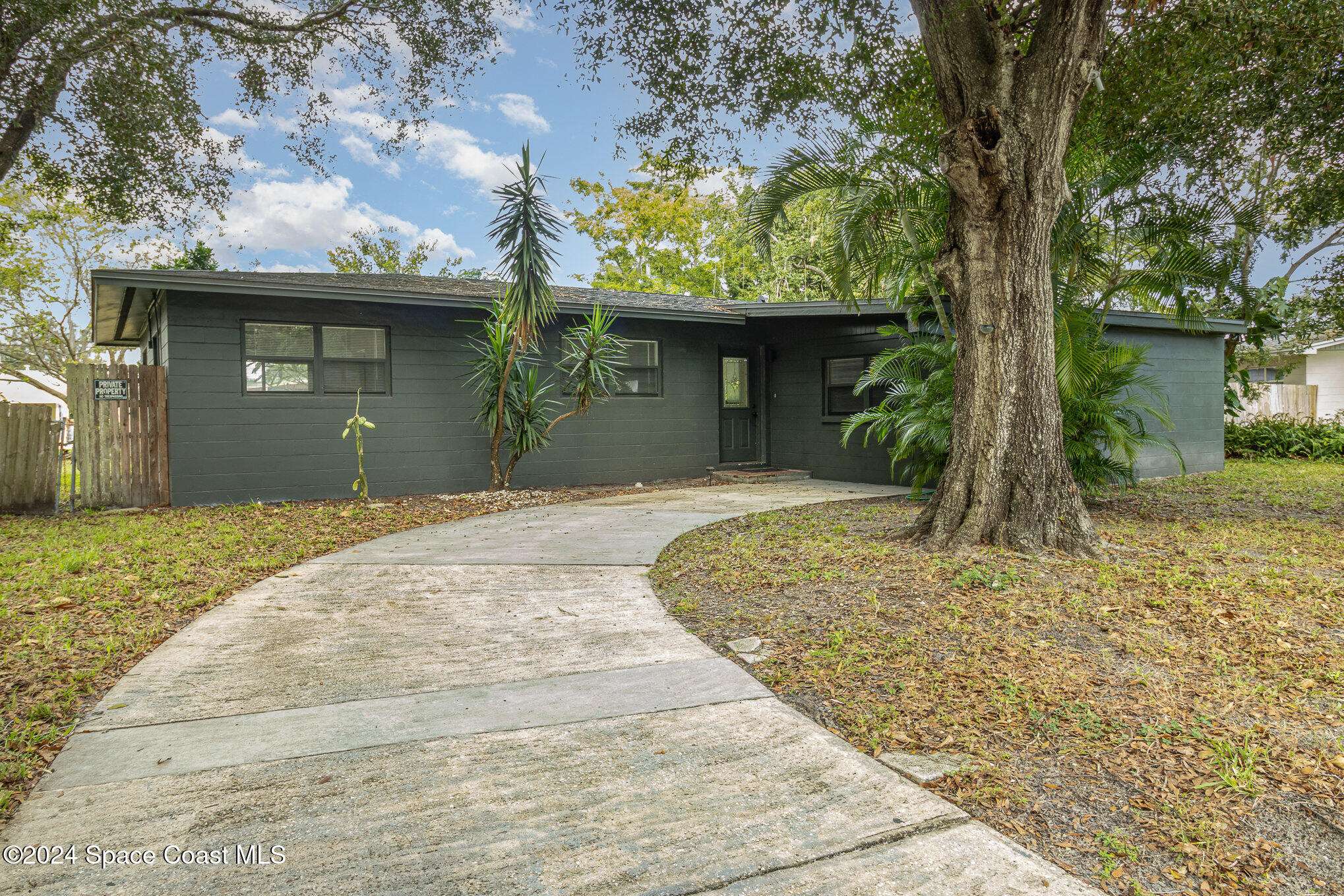 Melbourne, FL 32901,820 Glenmore CIR