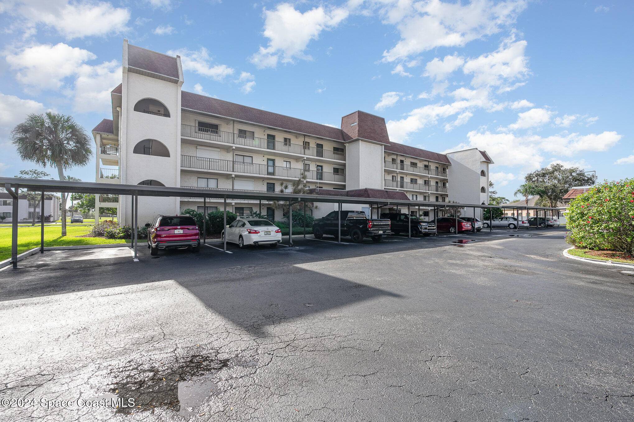 Melbourne, FL 32935,2775 N Wickham RD #405