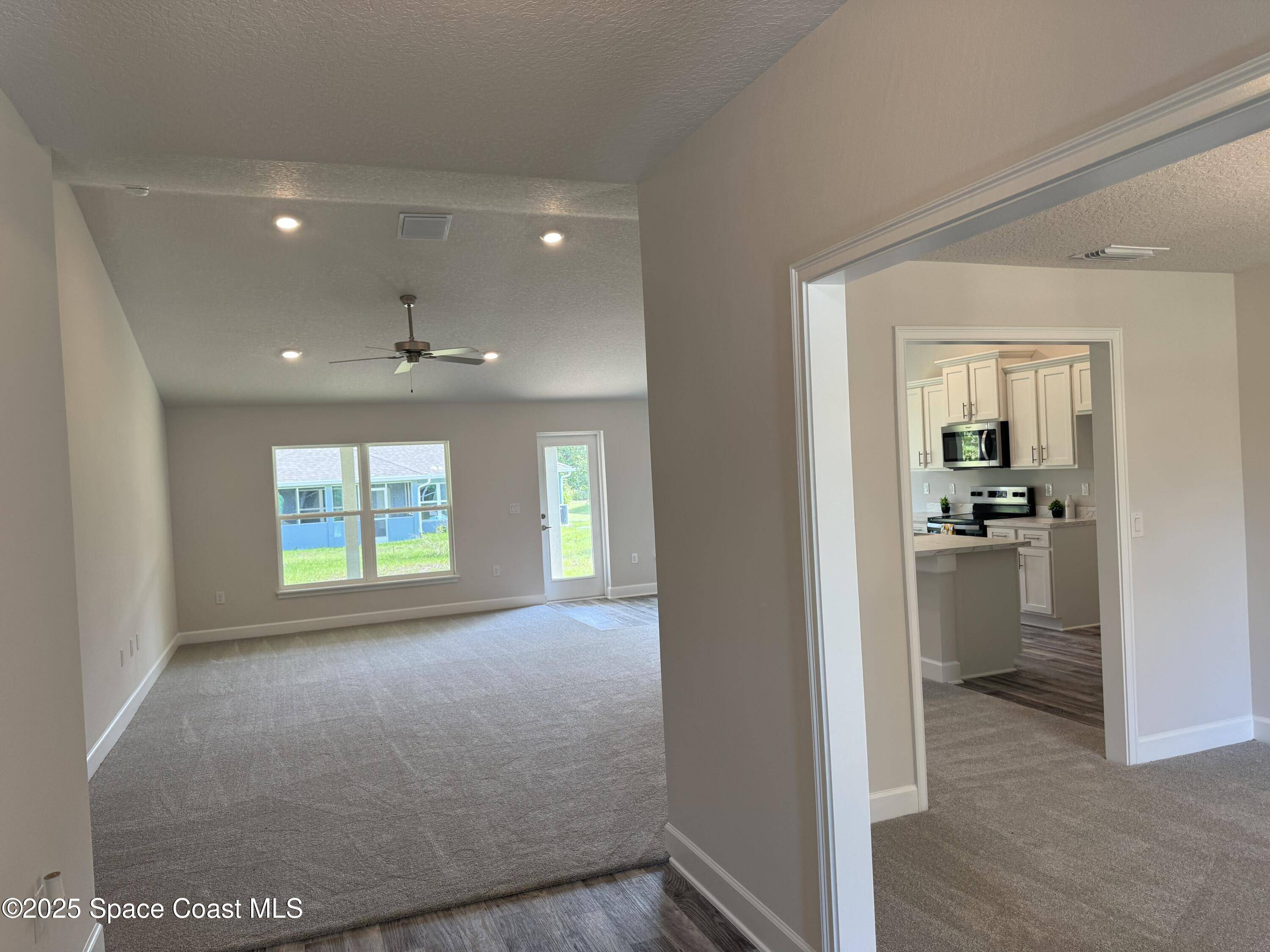 Palm Bay, FL 32908,939 Ais ST SW