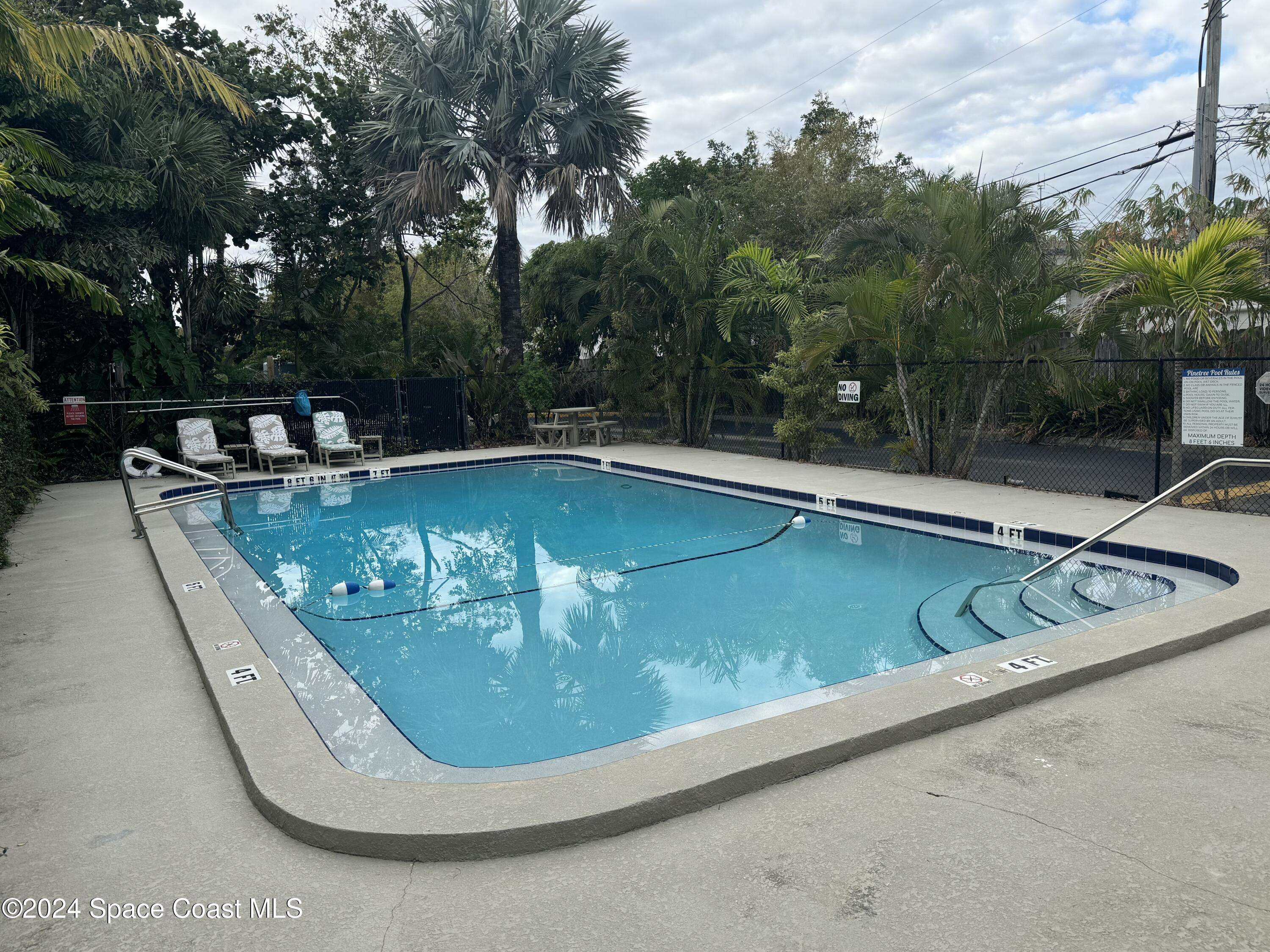 Indian Harbour Beach, FL 32937,1010 Pinetree DR #201