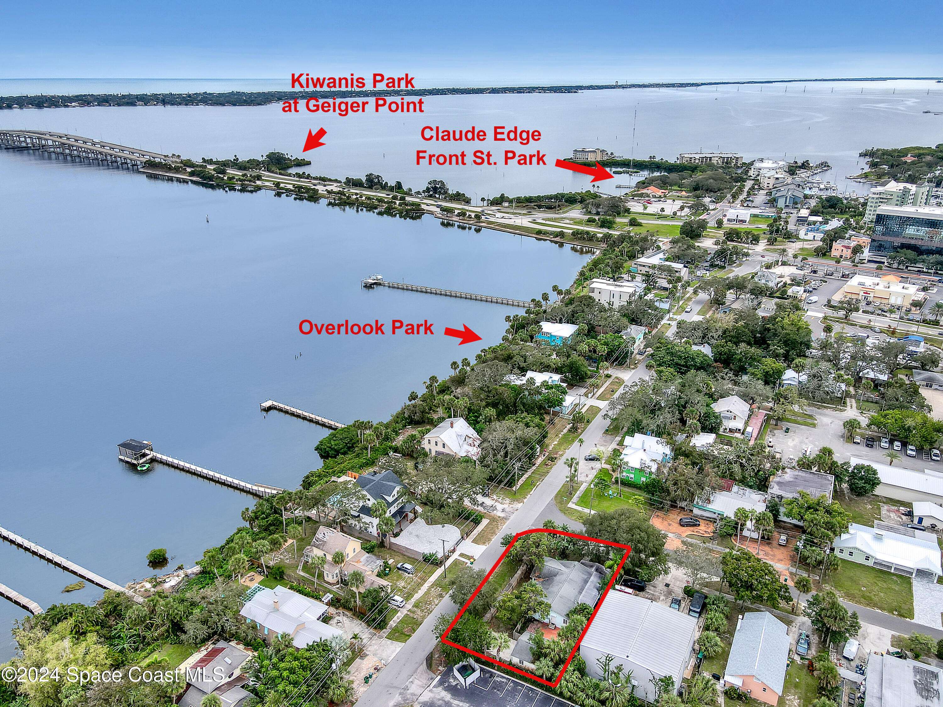 Melbourne, FL 32901,916 Columbus AVE