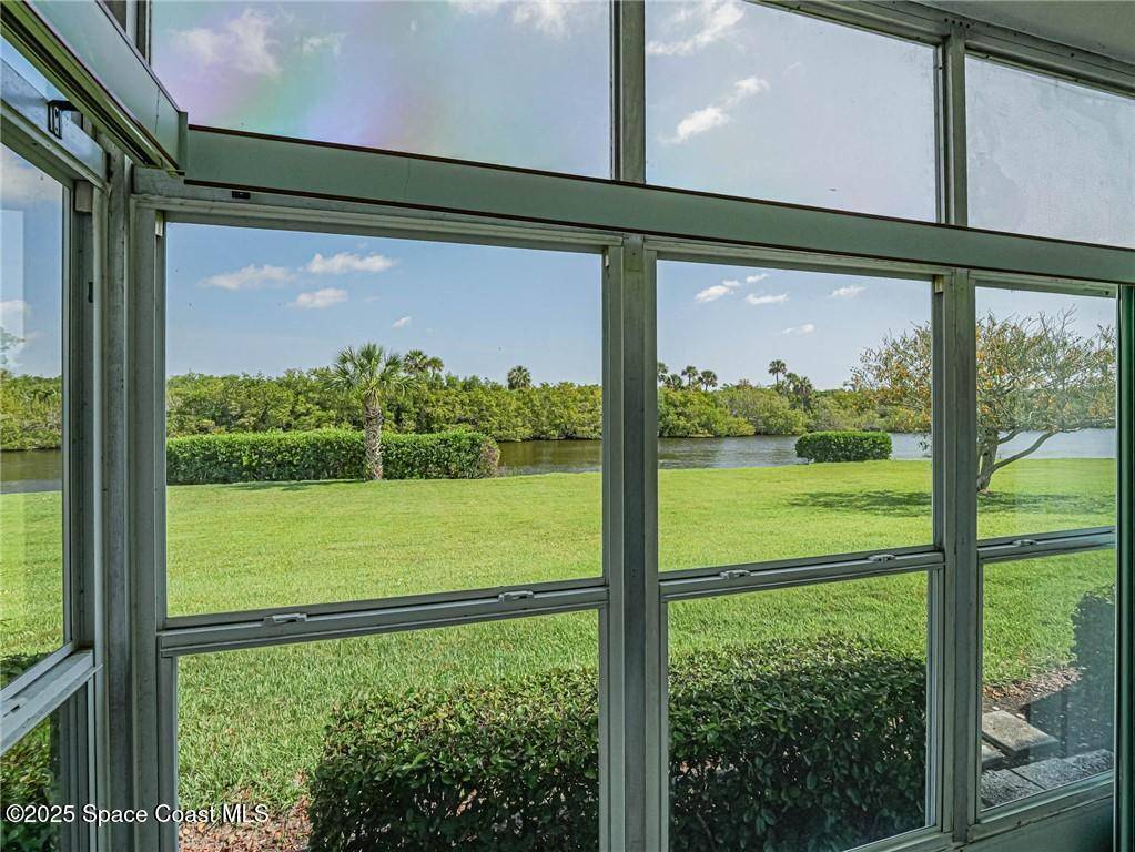 Vero Beach, FL 32960,2800 Indian River BLVD #L-2