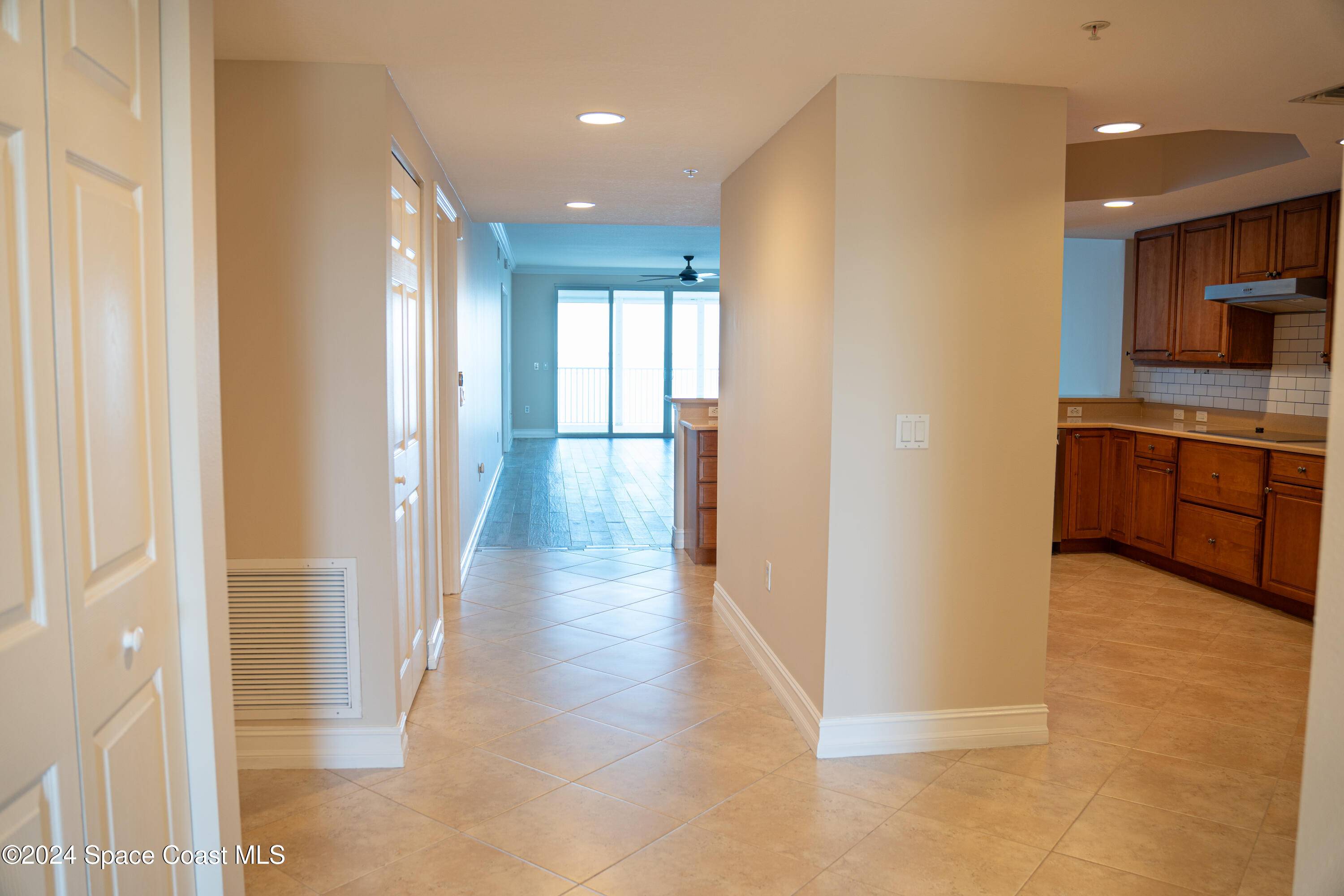 Titusville, FL 32796,7 Indian River AVE #905