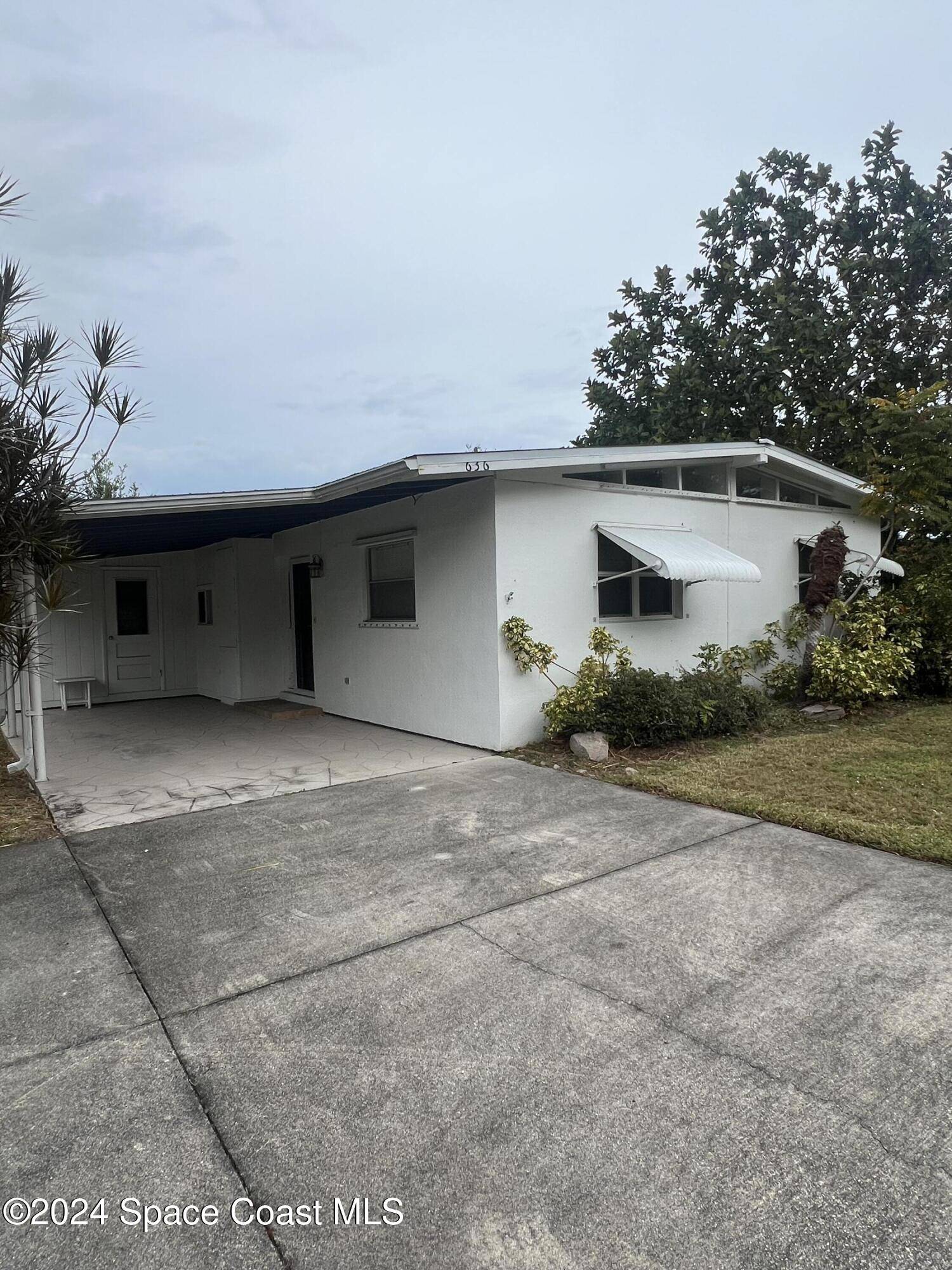 Vero Beach, FL 32960,636 14th ST