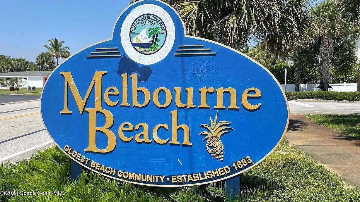 Melbourne Beach, FL 32951,419 Ocean AVE #305