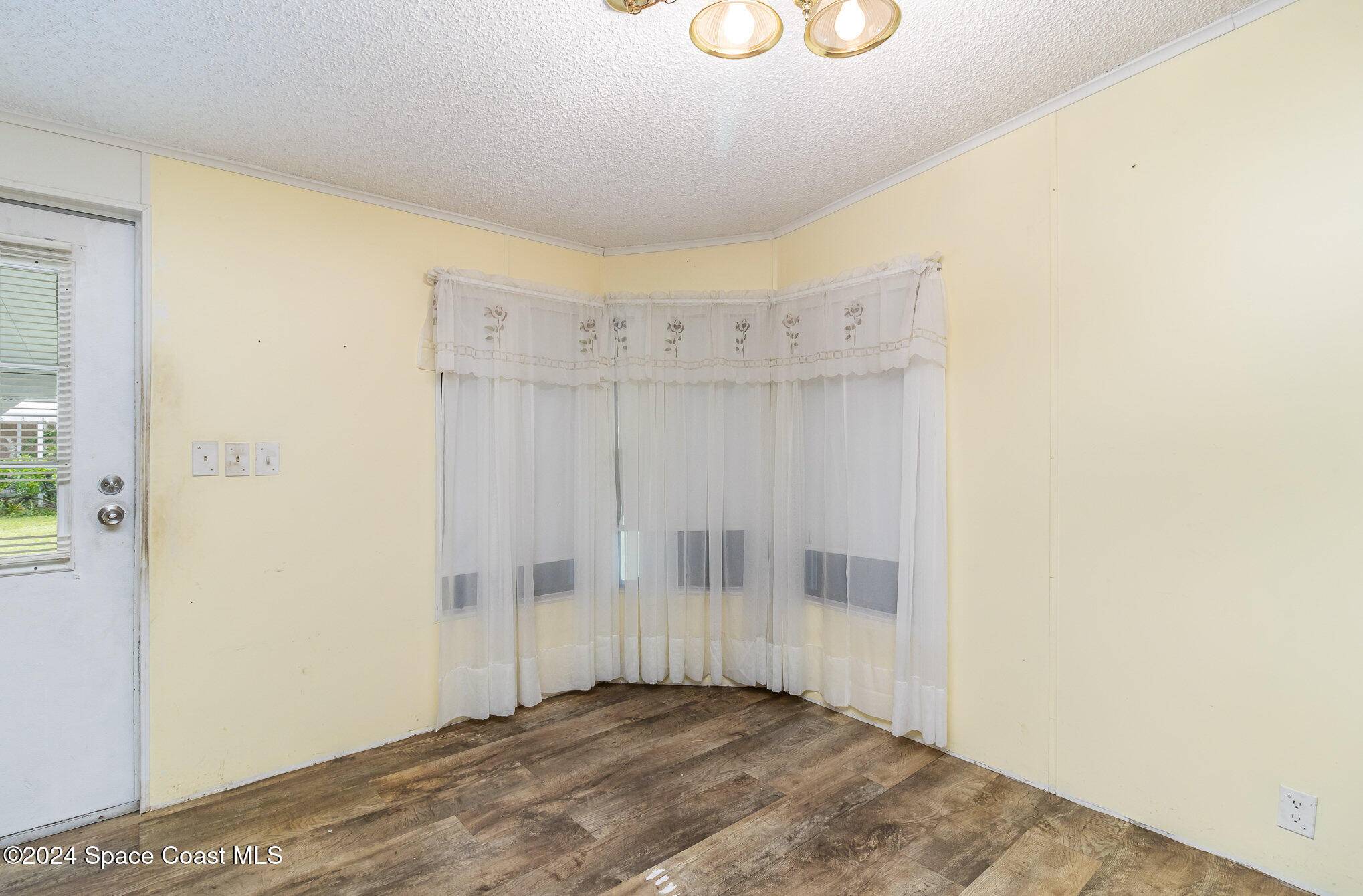 Barefoot Bay, FL 32976,342 Macadamia DR