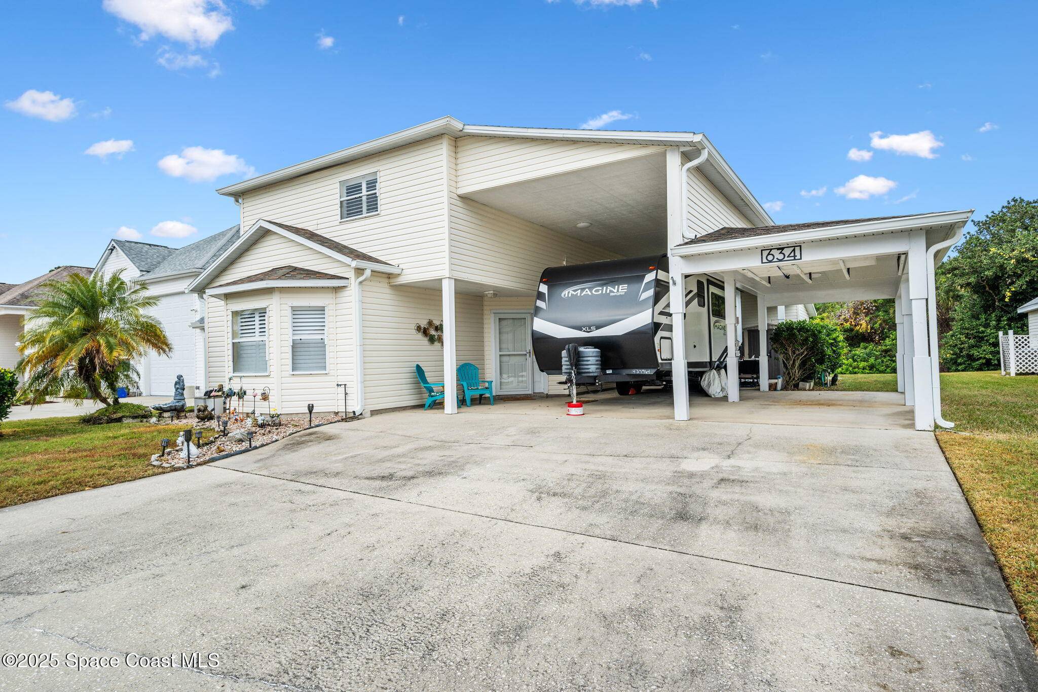 Titusville, FL 32780,634 Pineridge CT