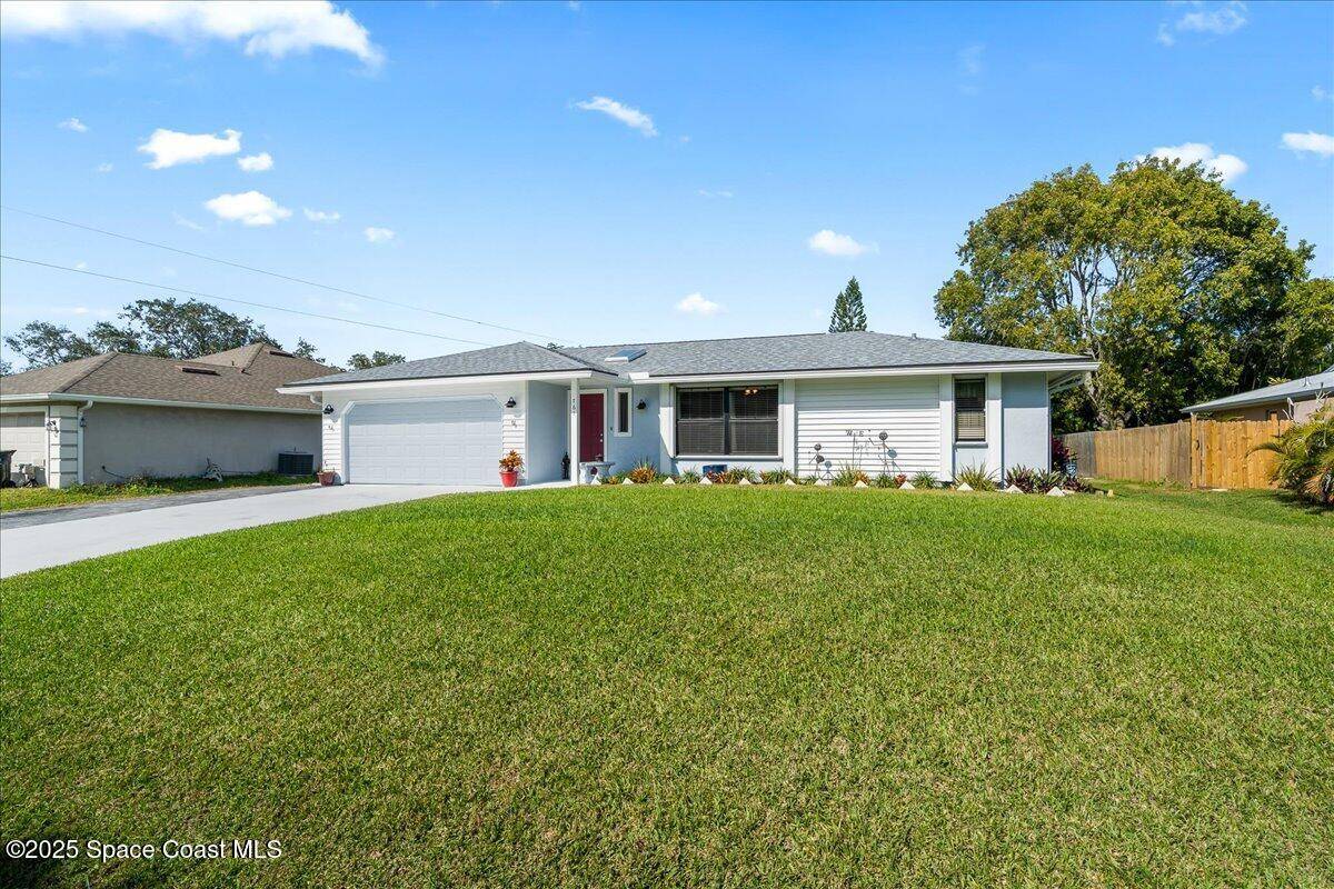 FL 34983,761 SE Cavern AVE
