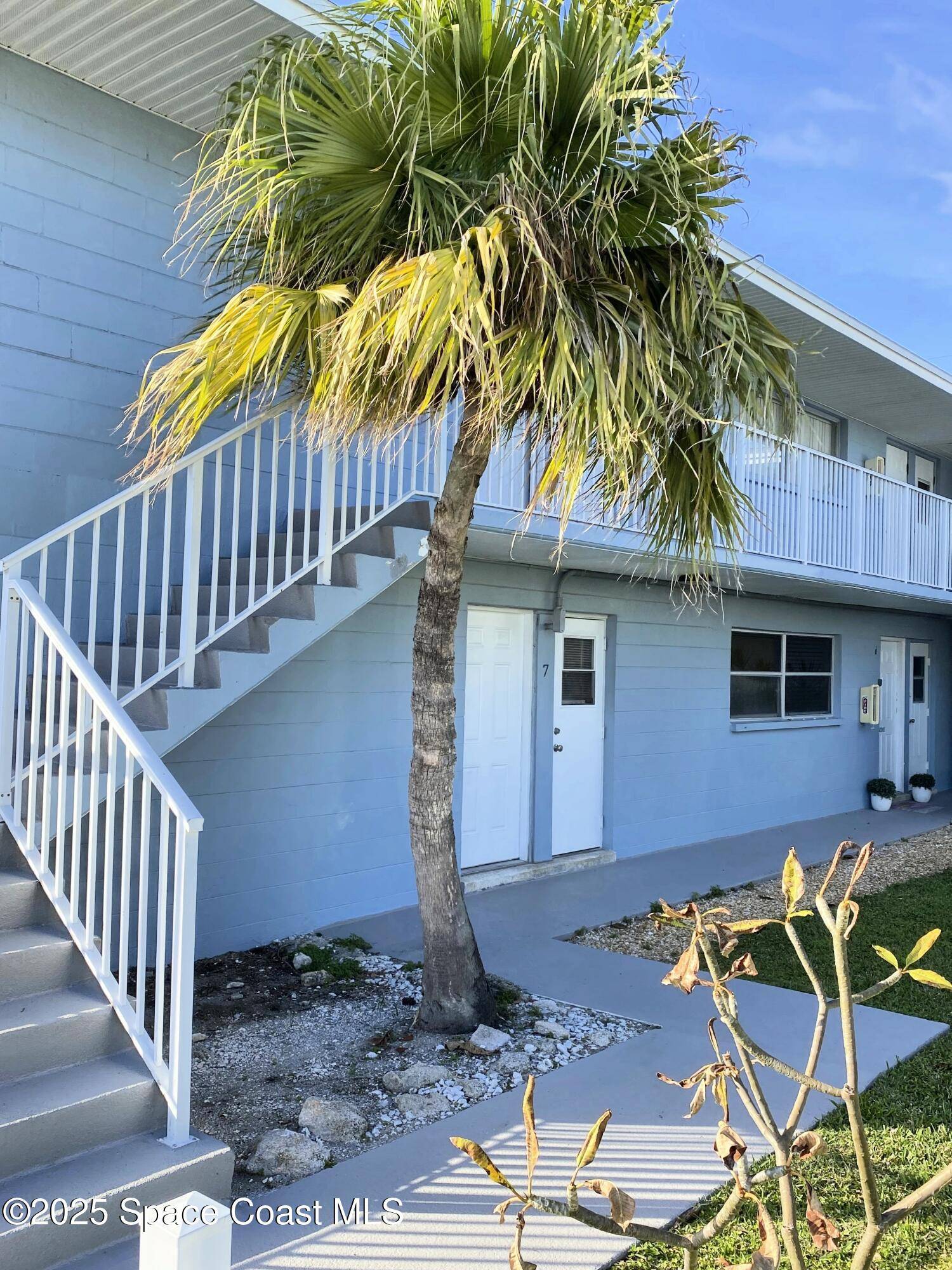 Cape Canaveral, FL 32920,302 Lincoln AVE #7