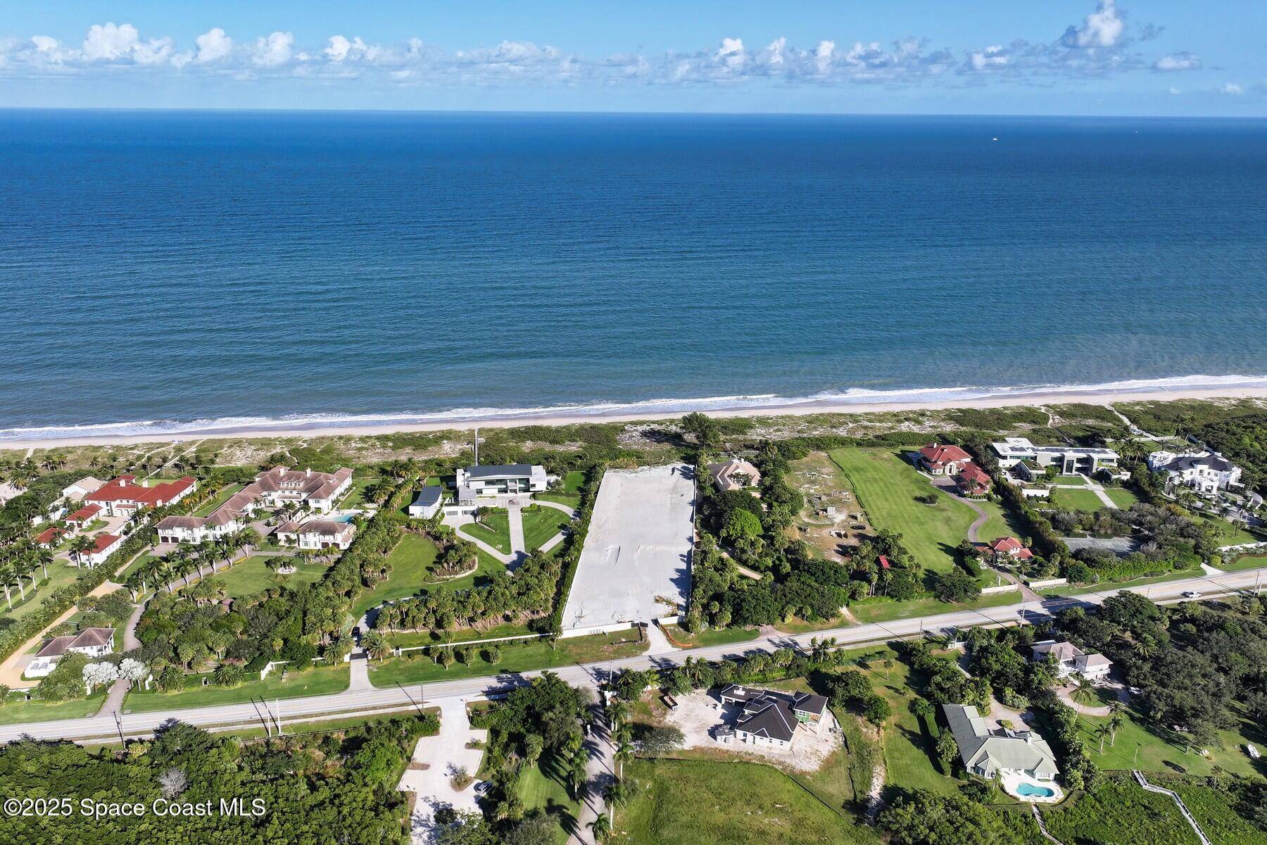 Vero Beach, FL 32963,2040 S Hghway A1a