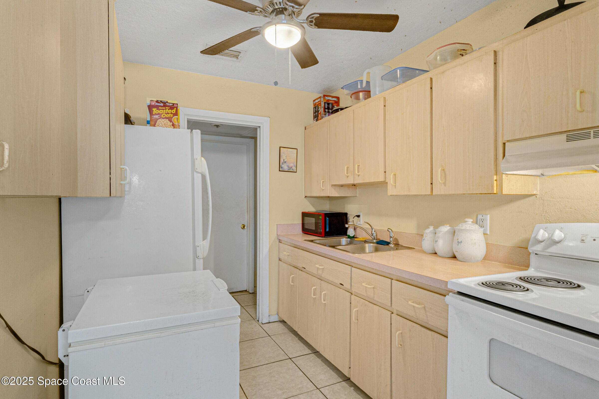 Cocoa, FL 32922,1321 Donna AVE