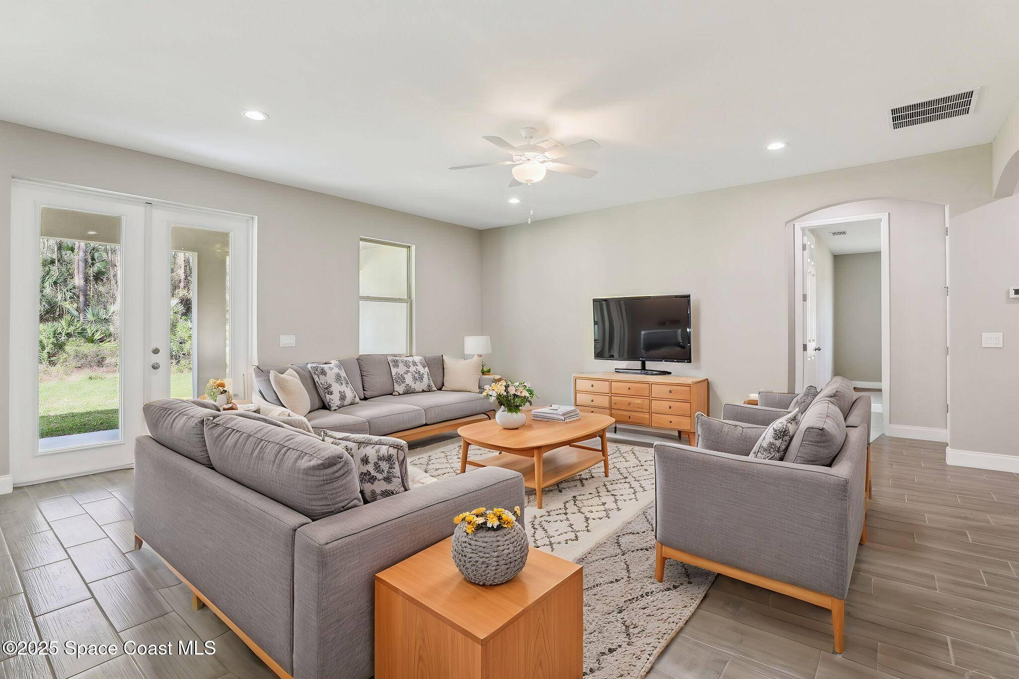 Palm Bay, FL 32909,1019 Tolson ST SE