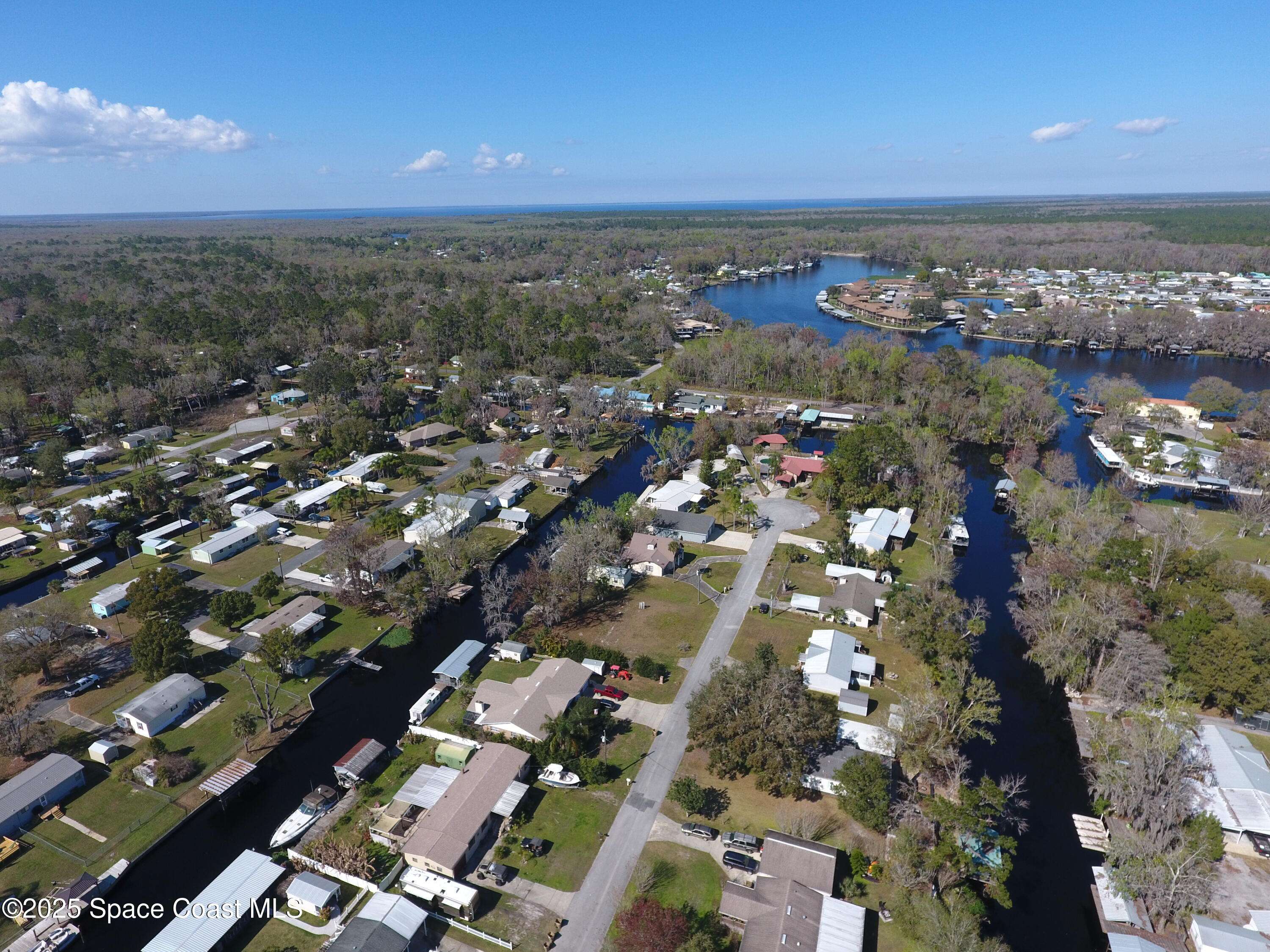 Astor, FL 32102,55726 Keith ST