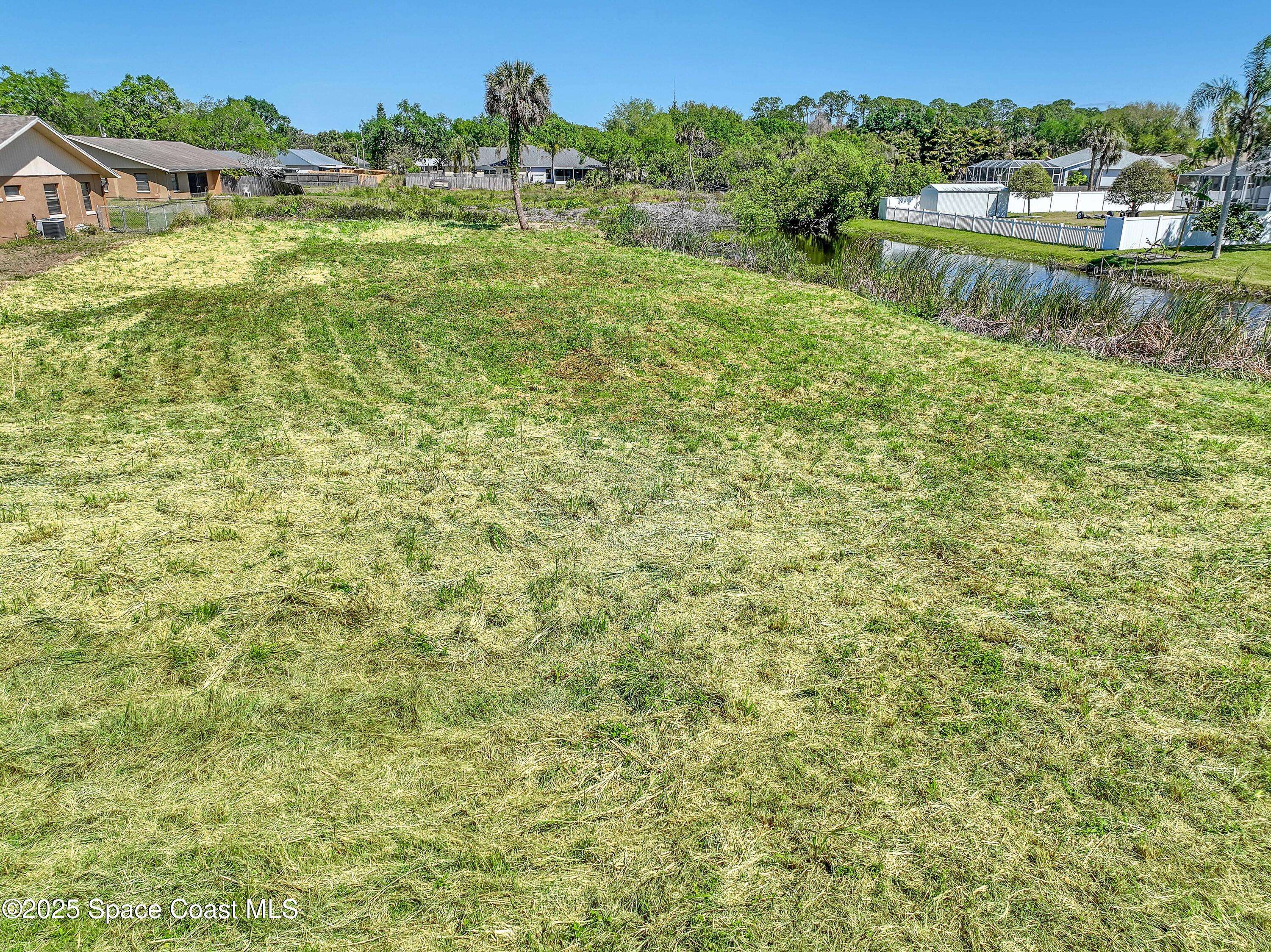 Merritt Island, FL 32953,132 Gator DR