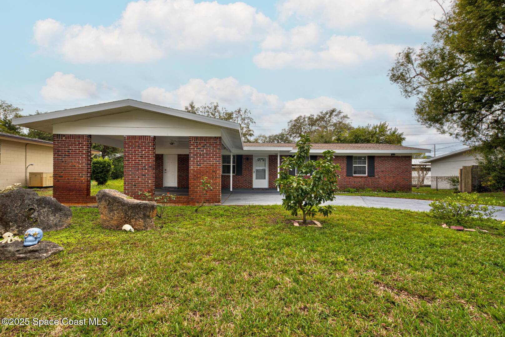 Titusville, FL 32796,1707 N Eden CIR