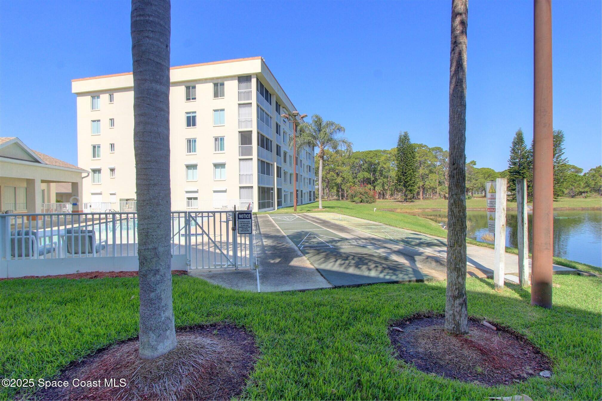 Rockledge, FL 32955,1420 Huntington LN #2304