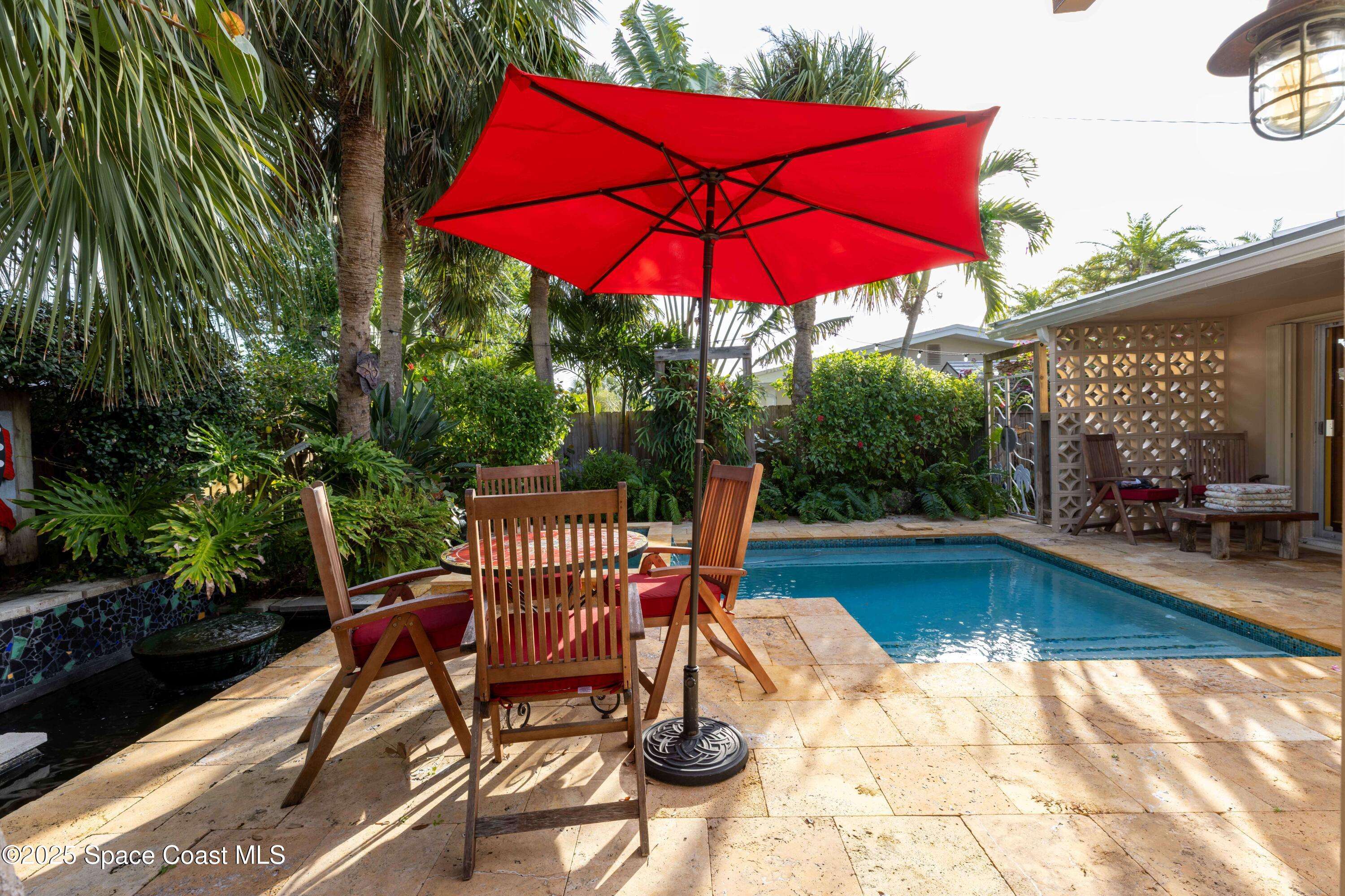 Cocoa Beach, FL 32931,319 Cyprus DR