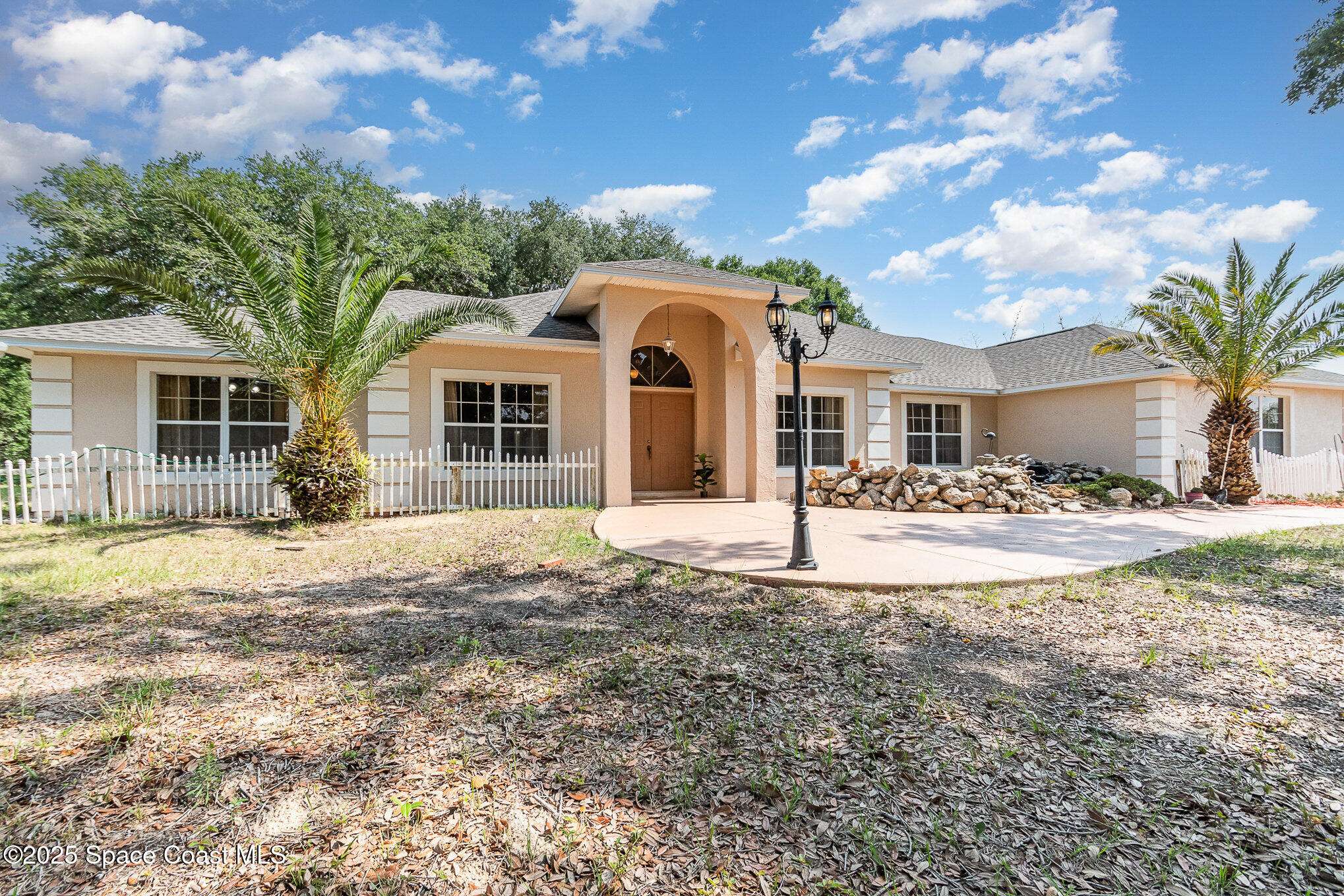 Eustis, FL 32736,22619 State Road 44